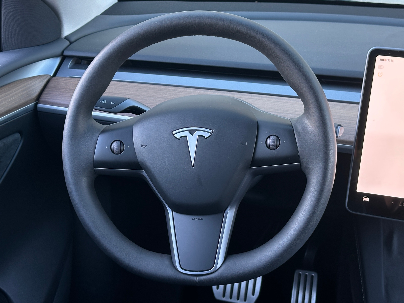 Thumbnail: 2023 Tesla Model Y - 4