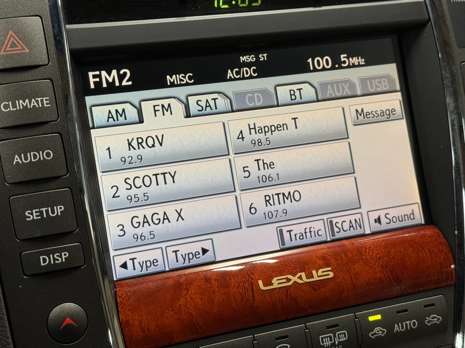 Thumbnail: 2012 Lexus ES - 3