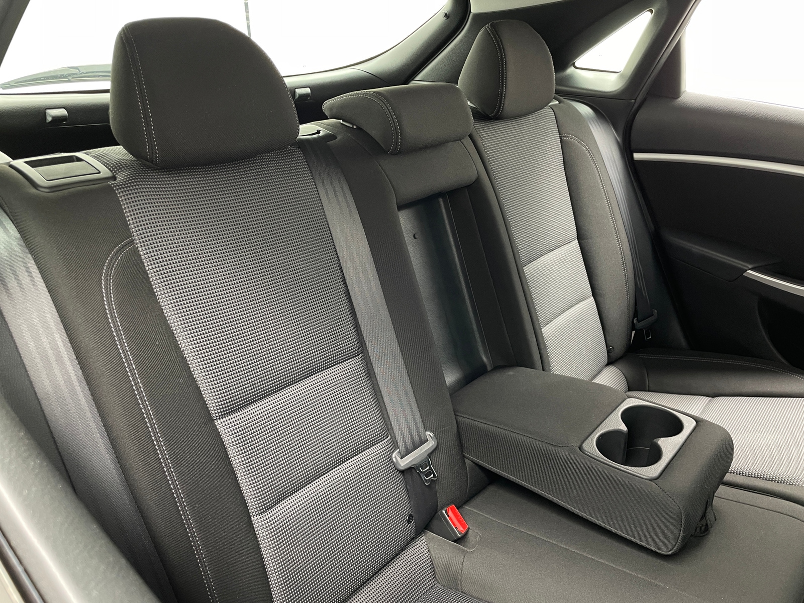 Thumbnail: 2016 Hyundai Elantra - 6