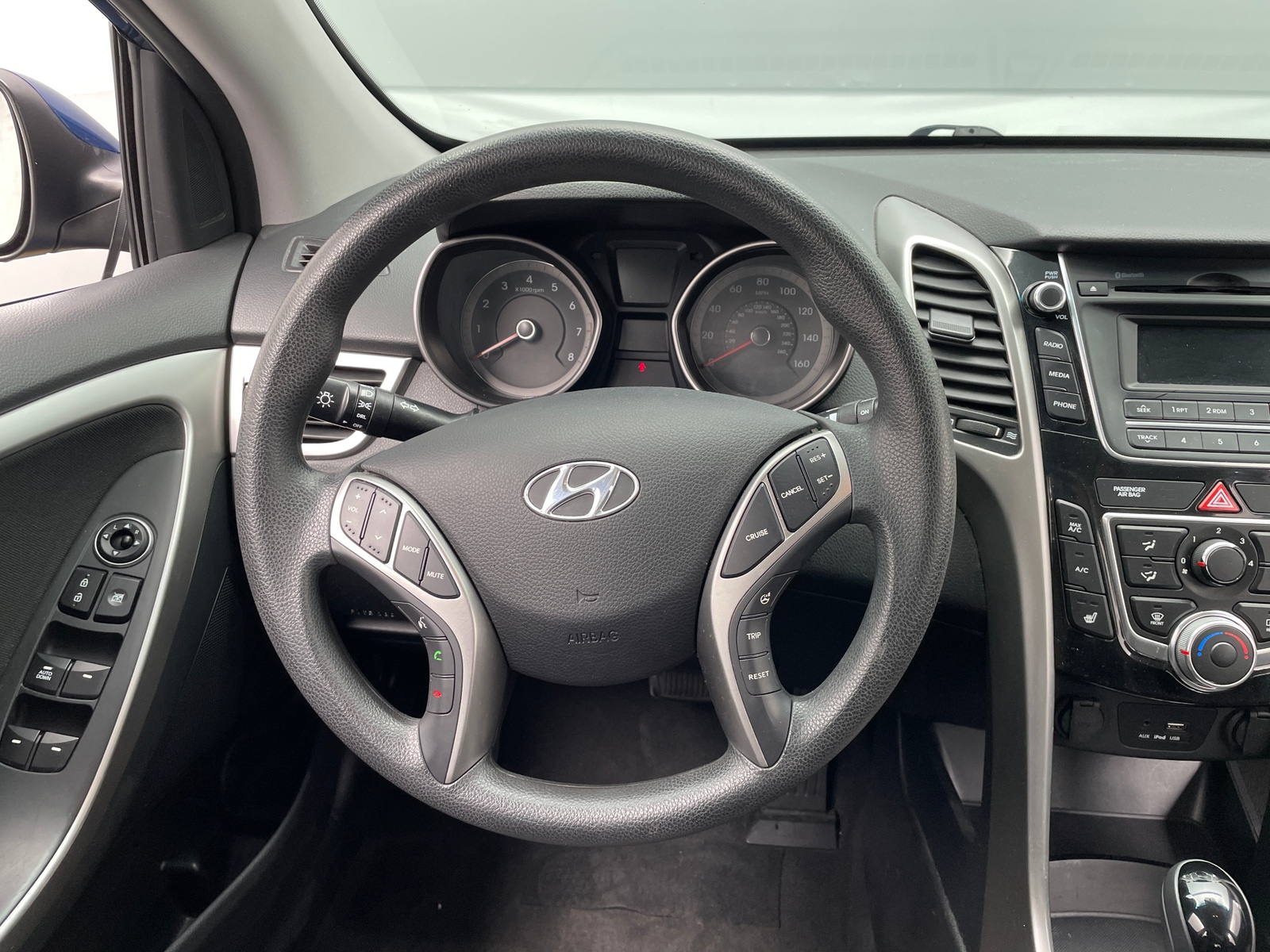 Thumbnail: 2016 Hyundai Elantra - 5