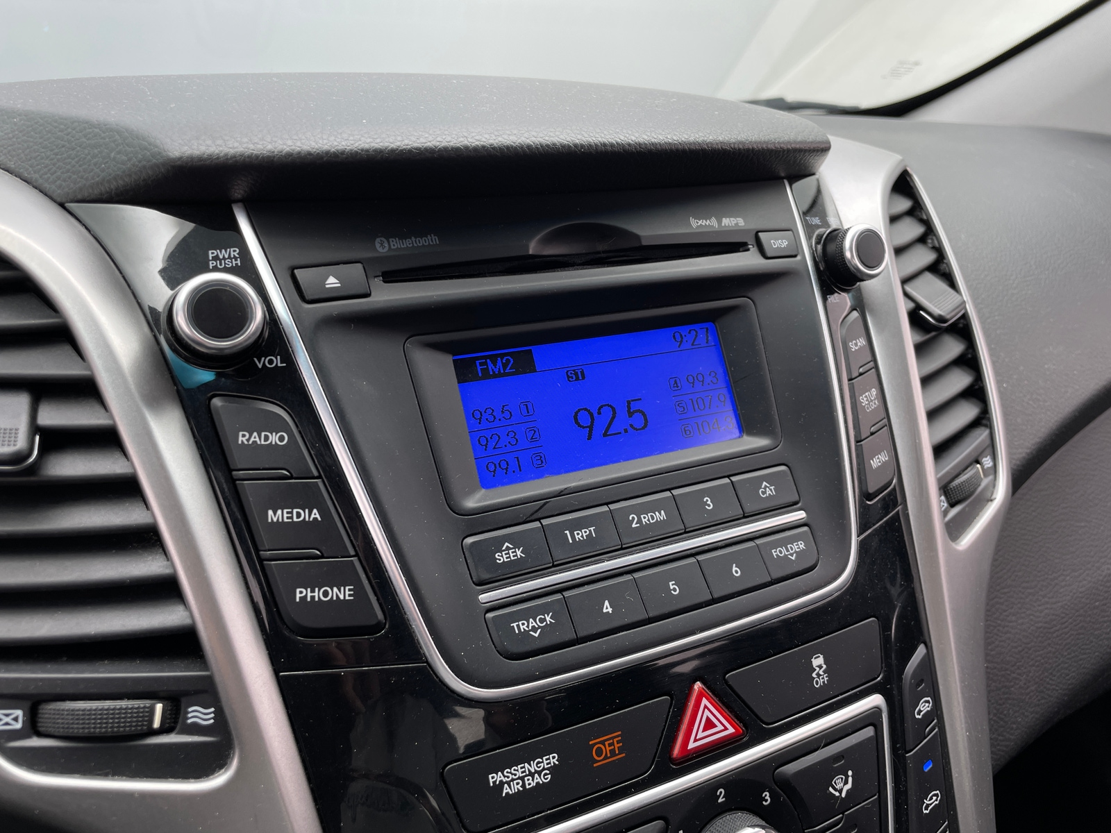 Thumbnail: 2016 Hyundai Elantra - 4