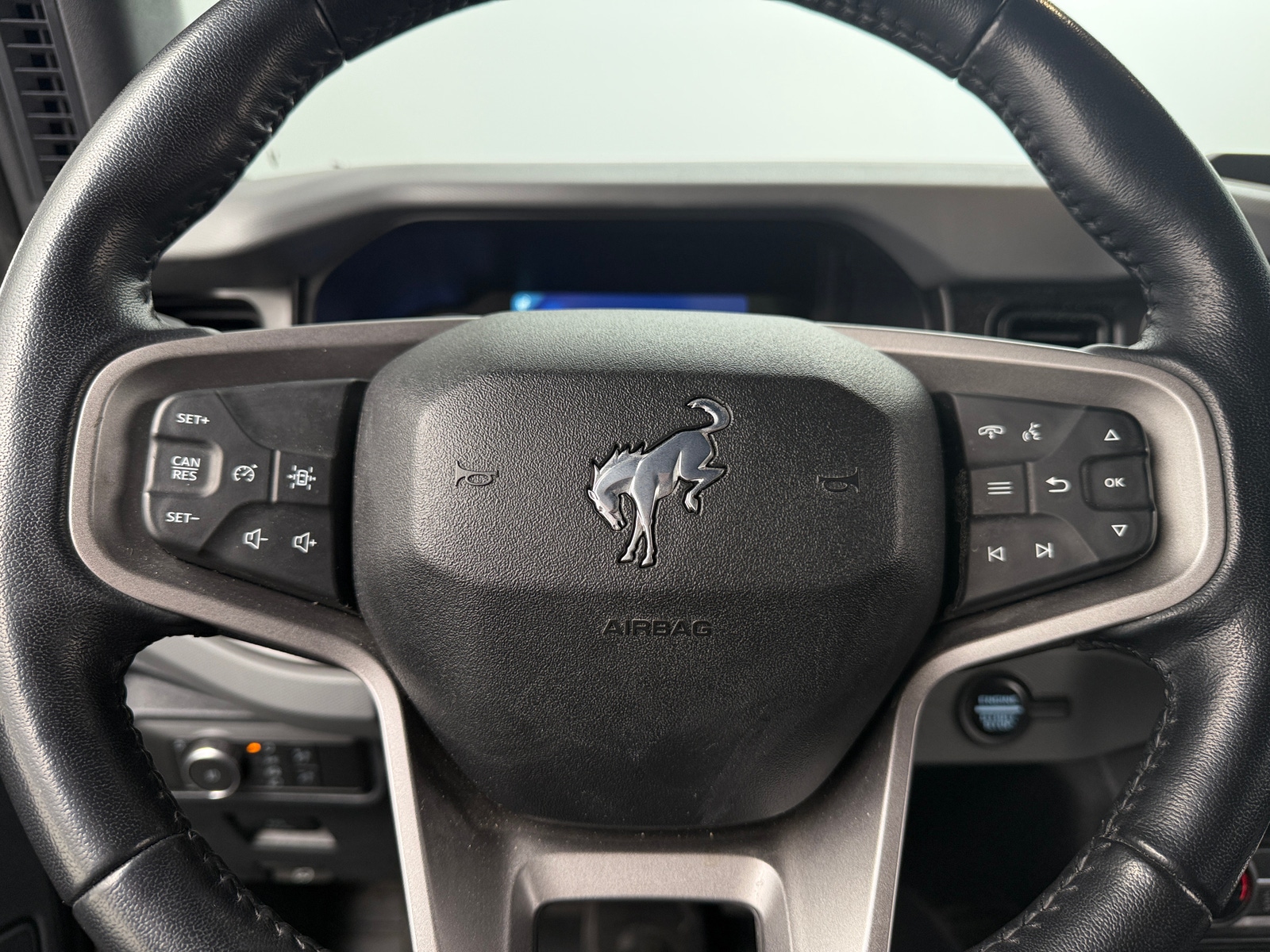 Thumbnail: 2022 Ford Bronco - 5