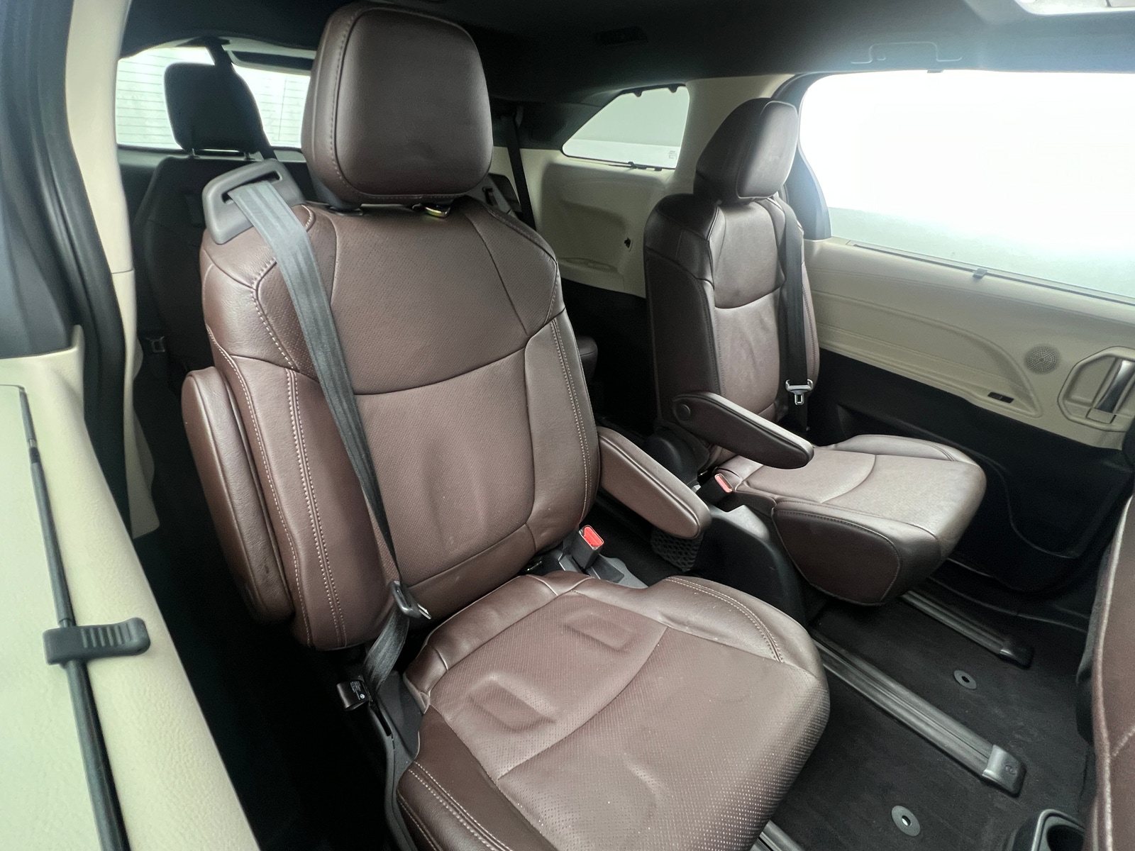 Thumbnail: 2021 Toyota Sienna - 5