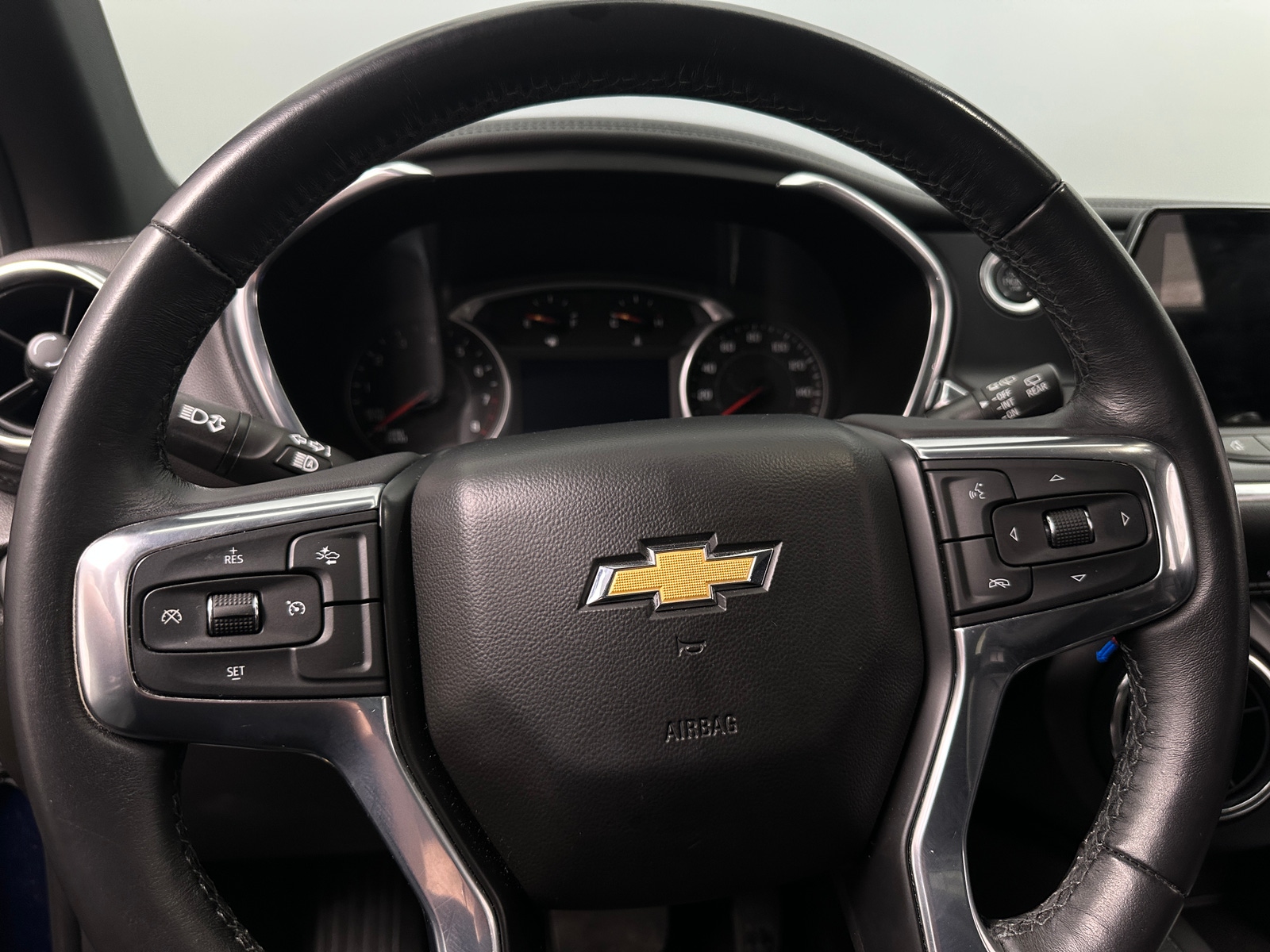 Thumbnail: 2022 Chevrolet Blazer - 4