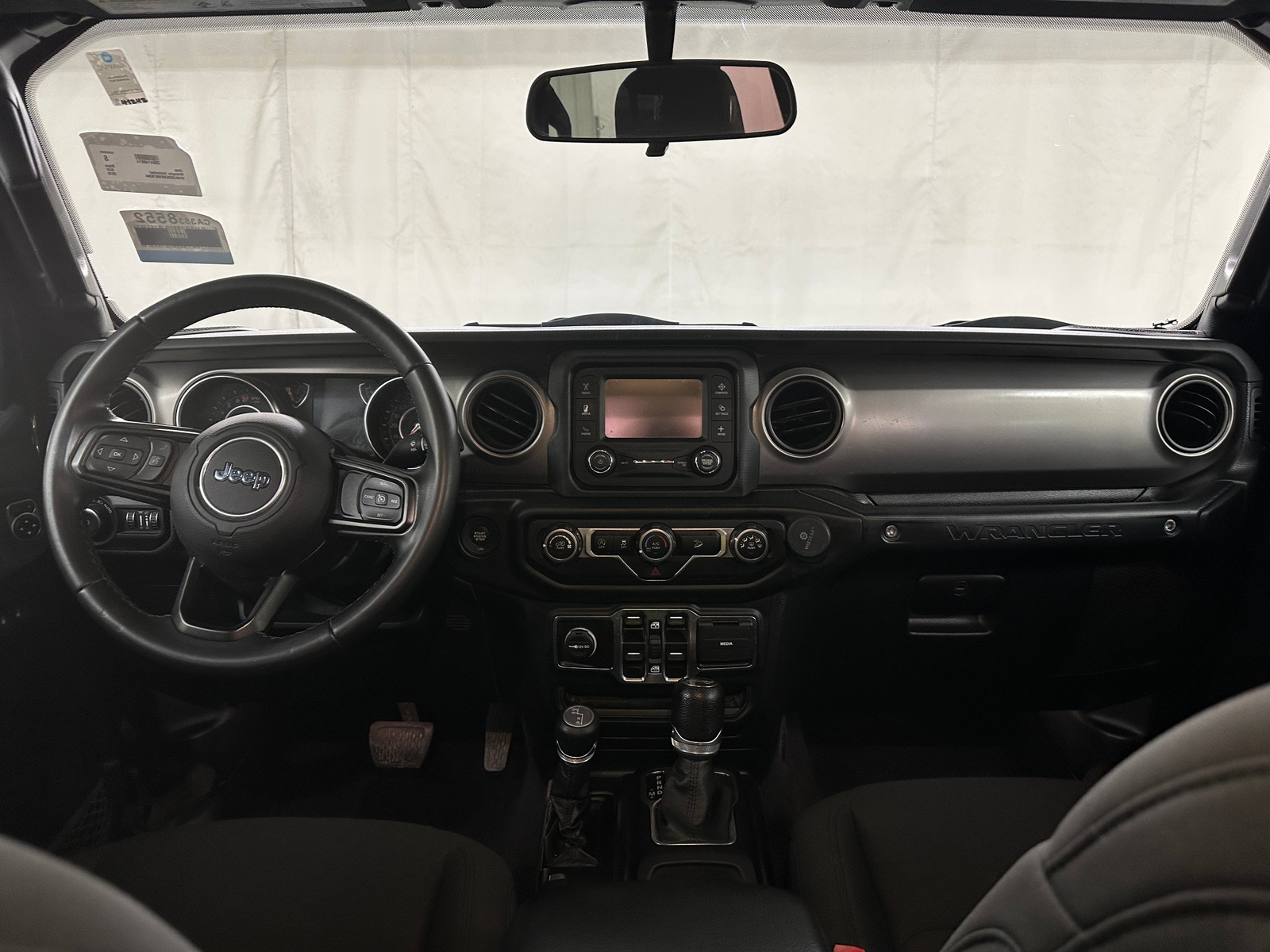 Thumbnail: 2019 Jeep Wrangler - 3