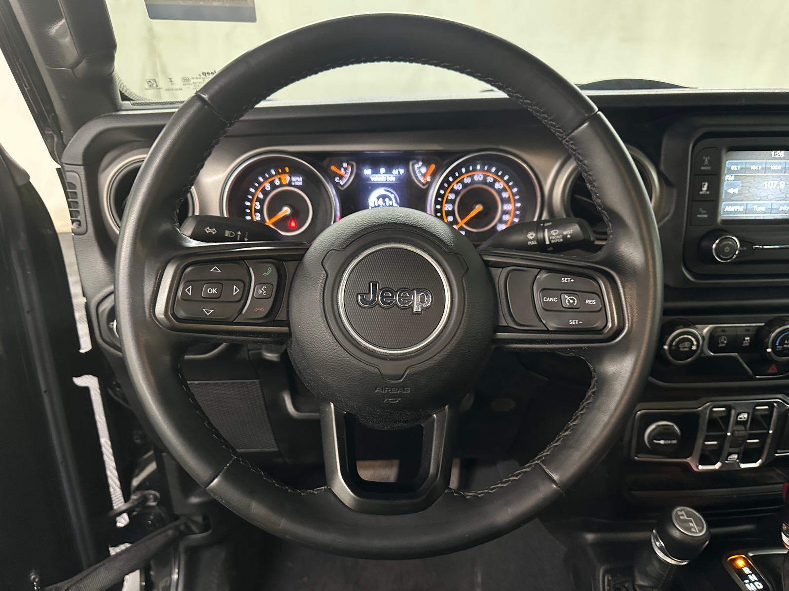 Thumbnail: 2019 Jeep Wrangler - 5