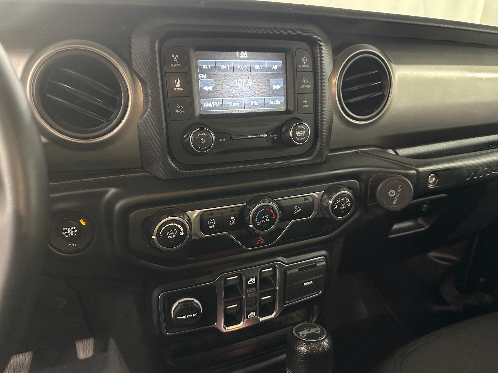 Thumbnail: 2019 Jeep Wrangler - 4