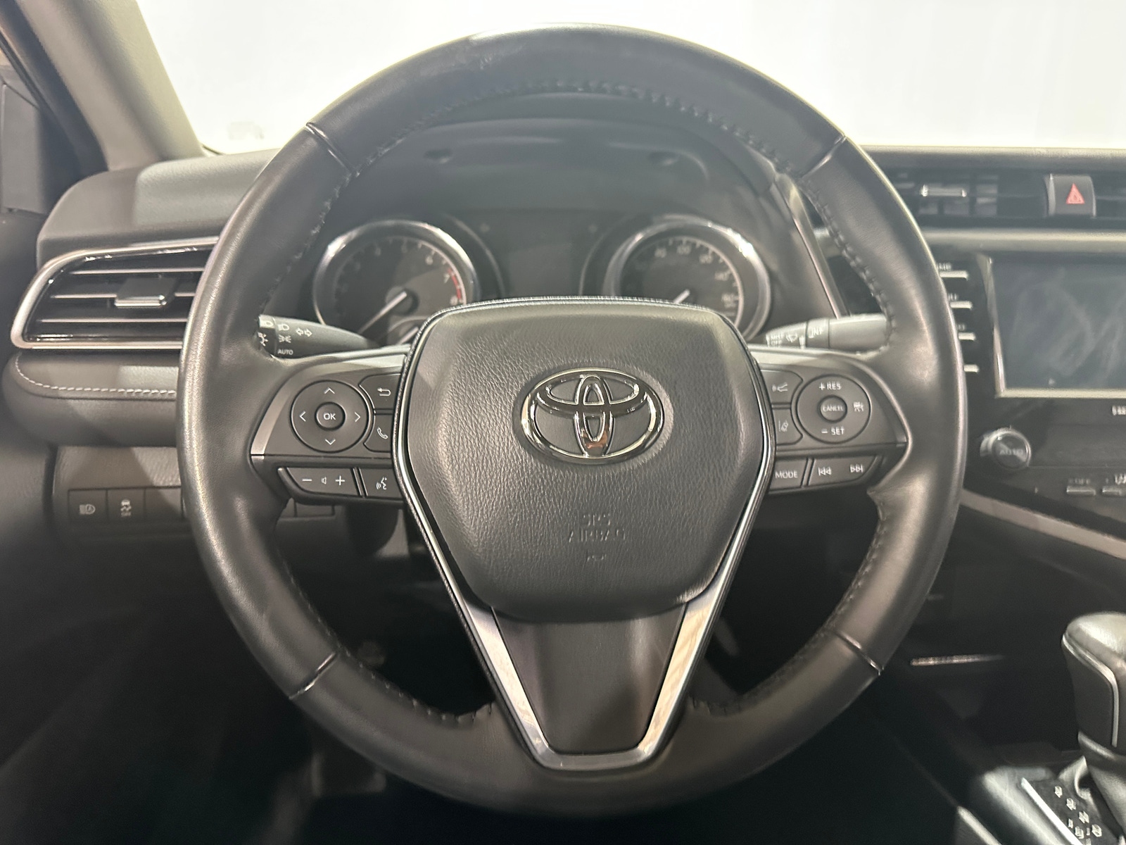 Thumbnail: 2020 Toyota Camry - 5