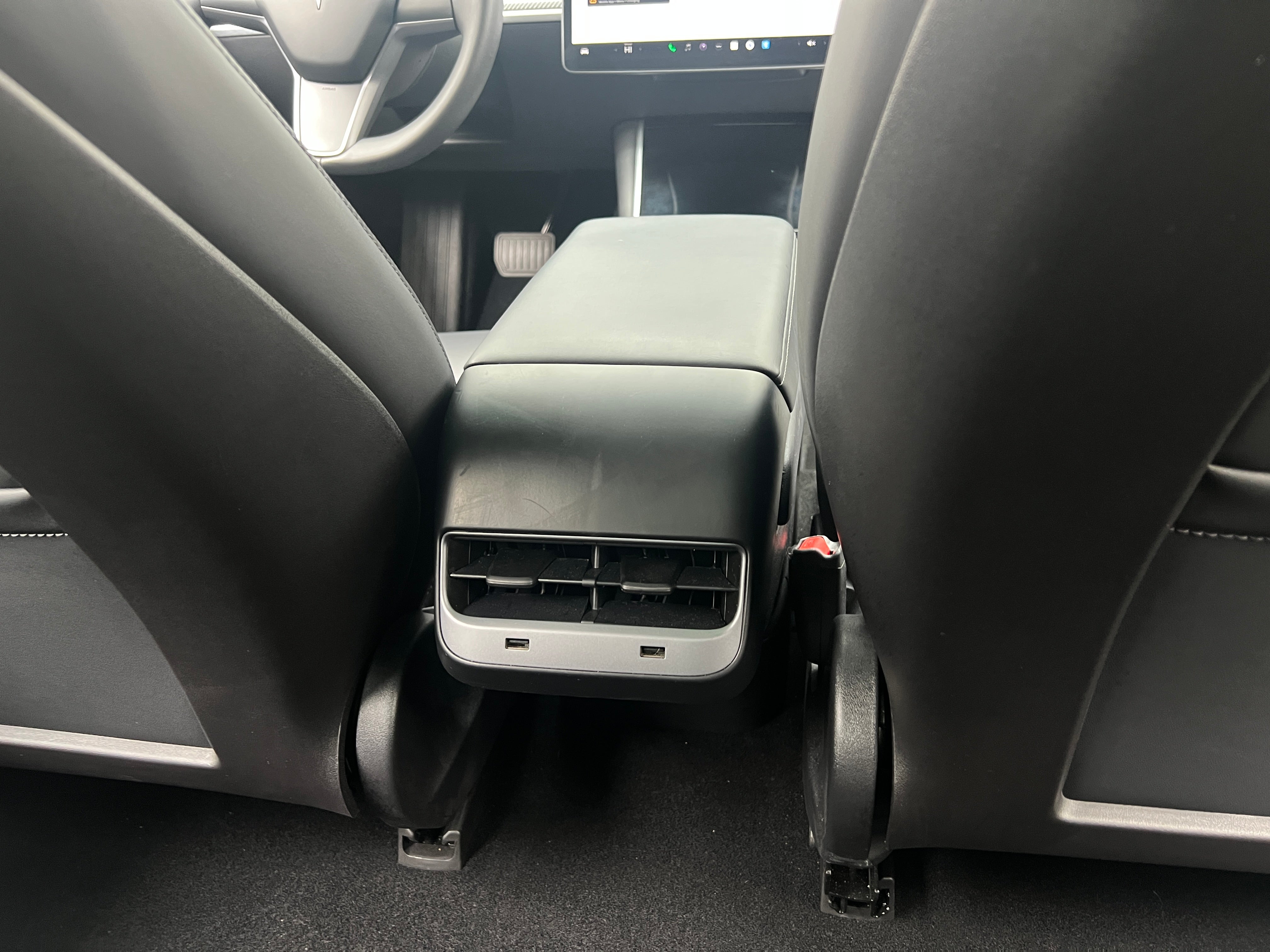 Used 2019 Tesla Model 3 Base with VIN 5YJ3E1EA3KF425318 for sale in Oak Creek, WI