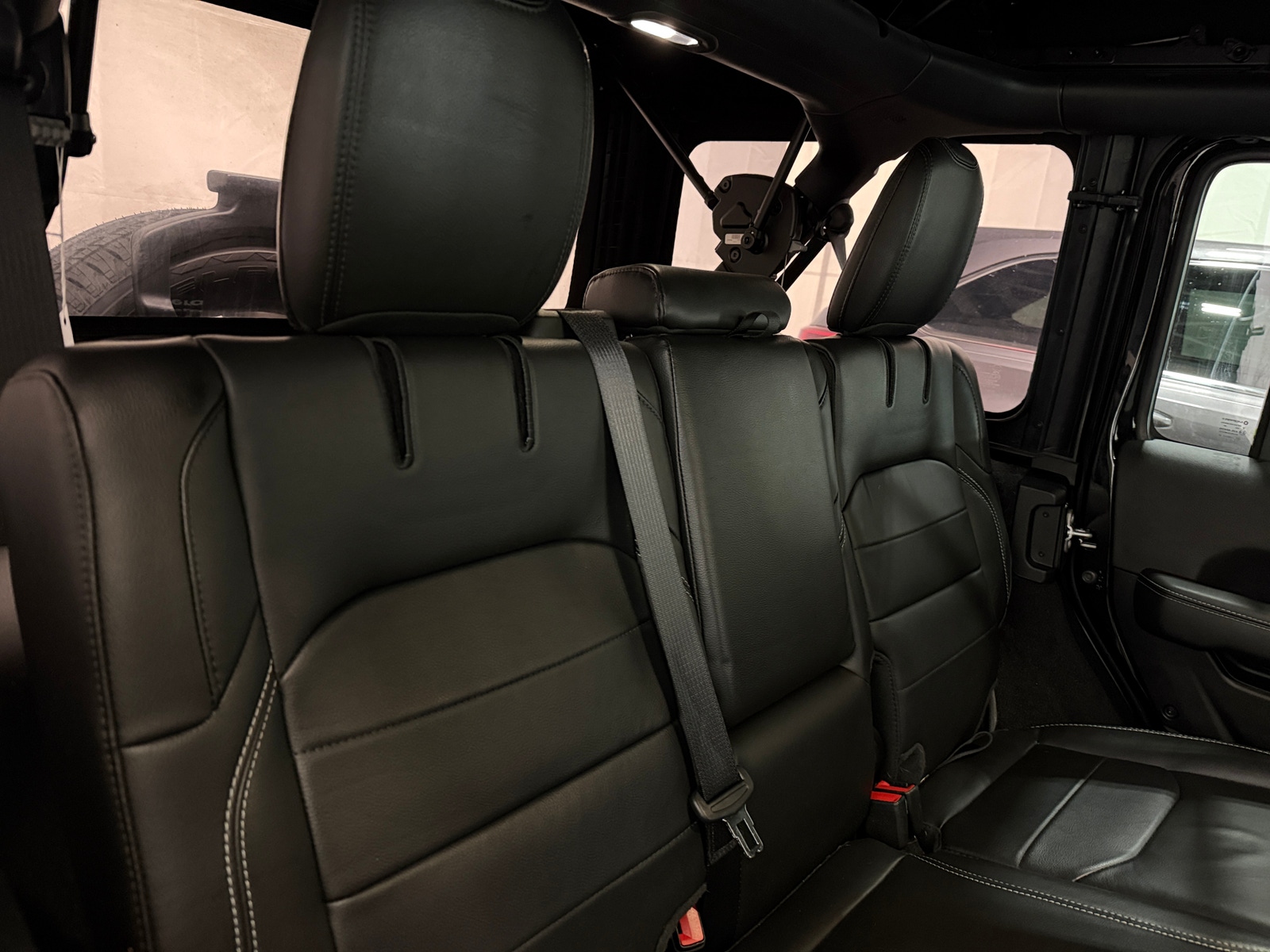 Thumbnail: 2022 Jeep Wrangler - 5
