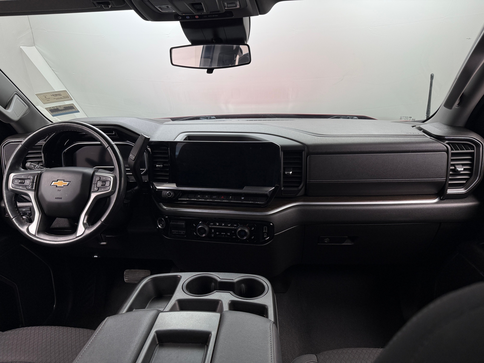 Thumbnail: 2022 Chevrolet Silverado 1500 - 3