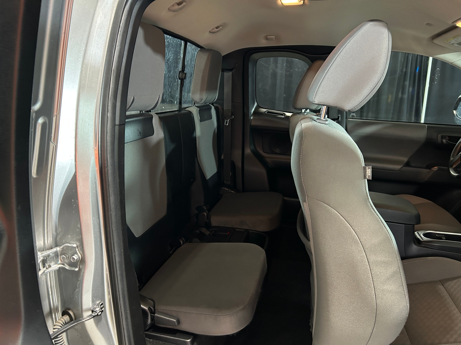 Thumbnail: 2022 Toyota Tacoma - 6