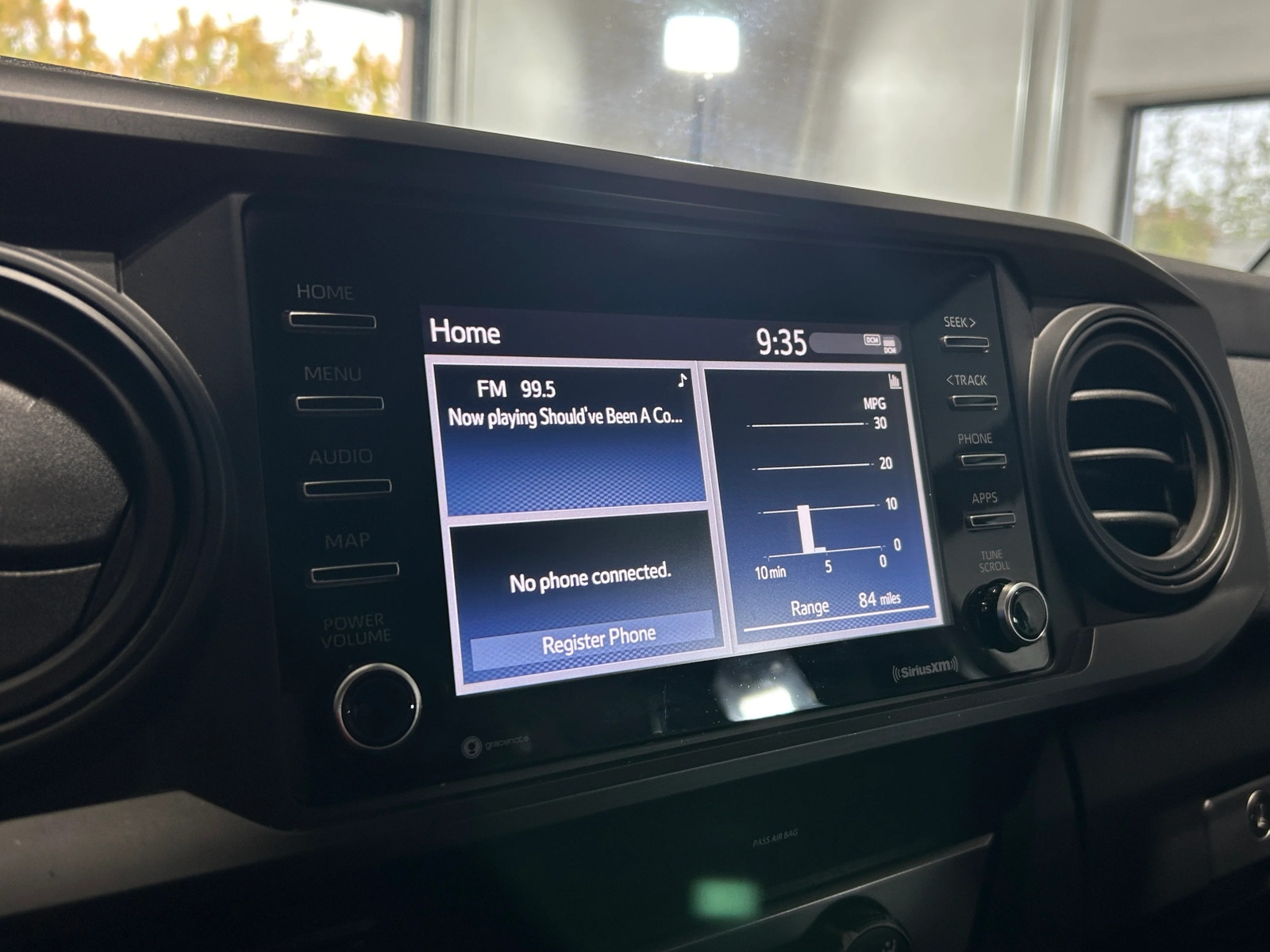 Thumbnail: 2022 Toyota Tacoma - 4