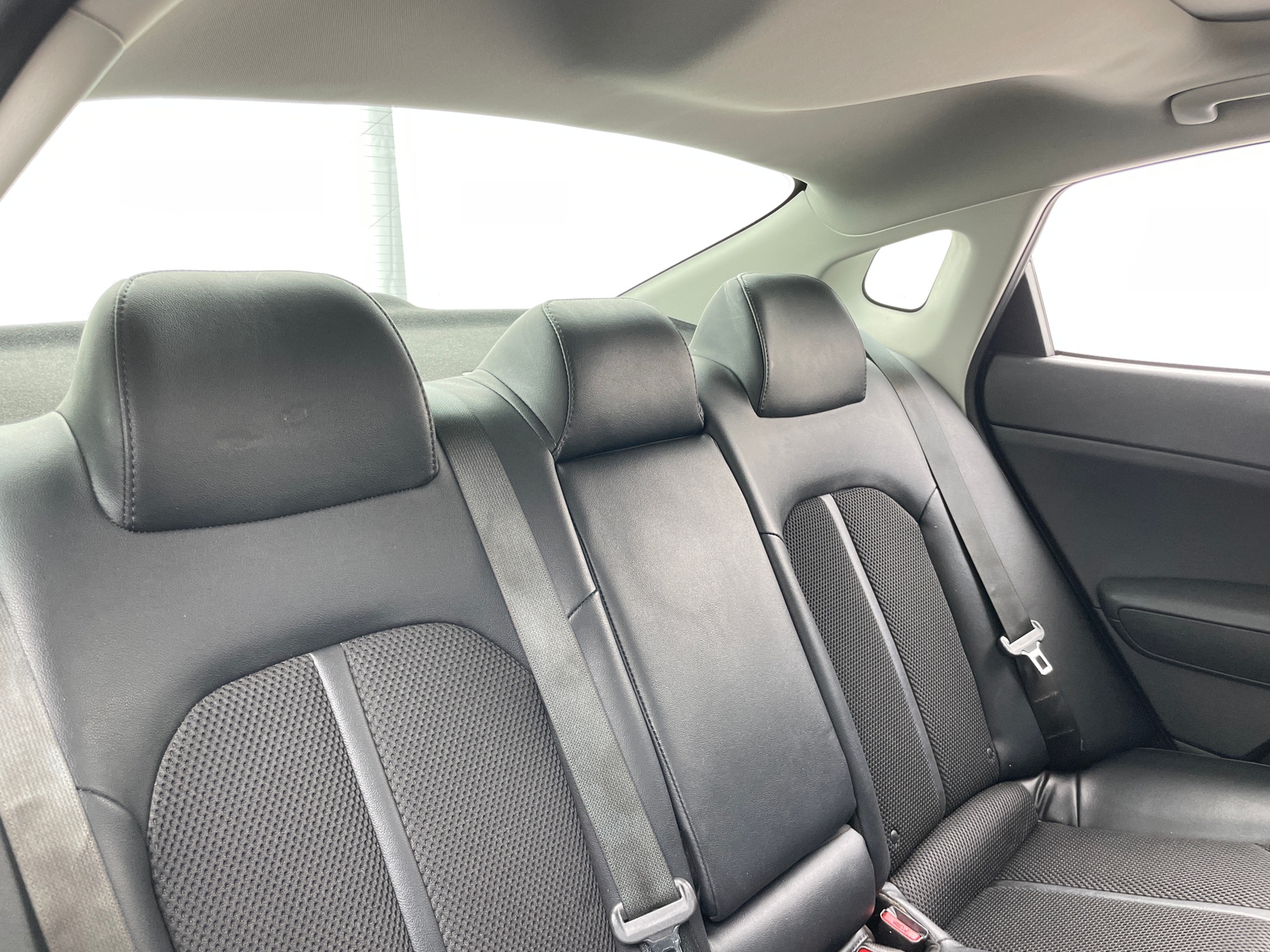 Thumbnail: 2019 Kia Optima - 6