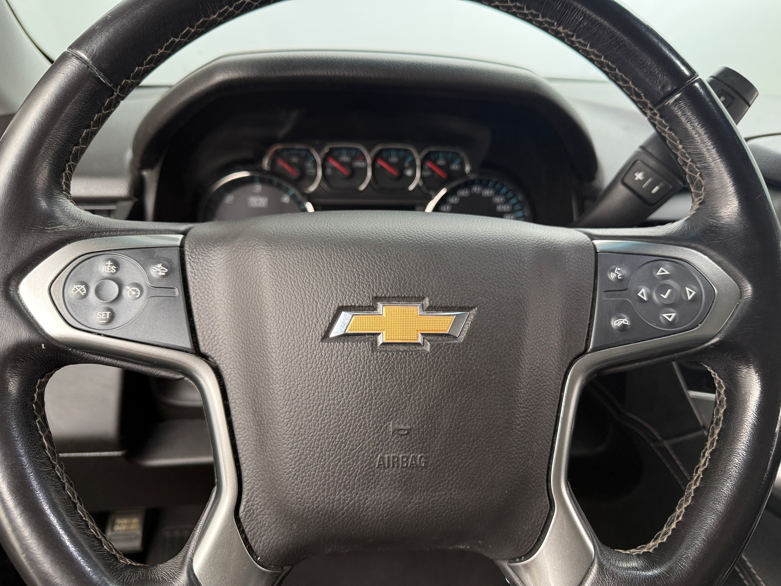 Thumbnail: 2019 Chevrolet Tahoe - 5