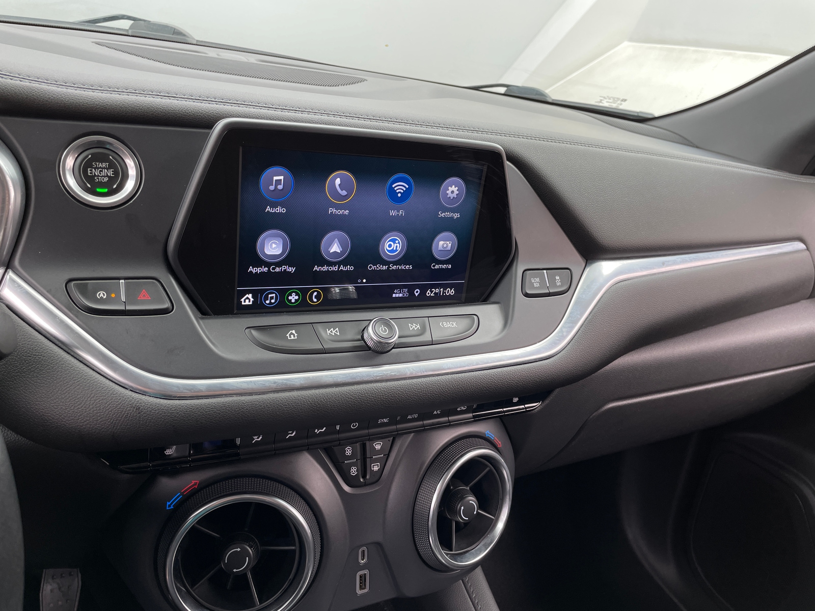 Thumbnail: 2020 Chevrolet Blazer - 4