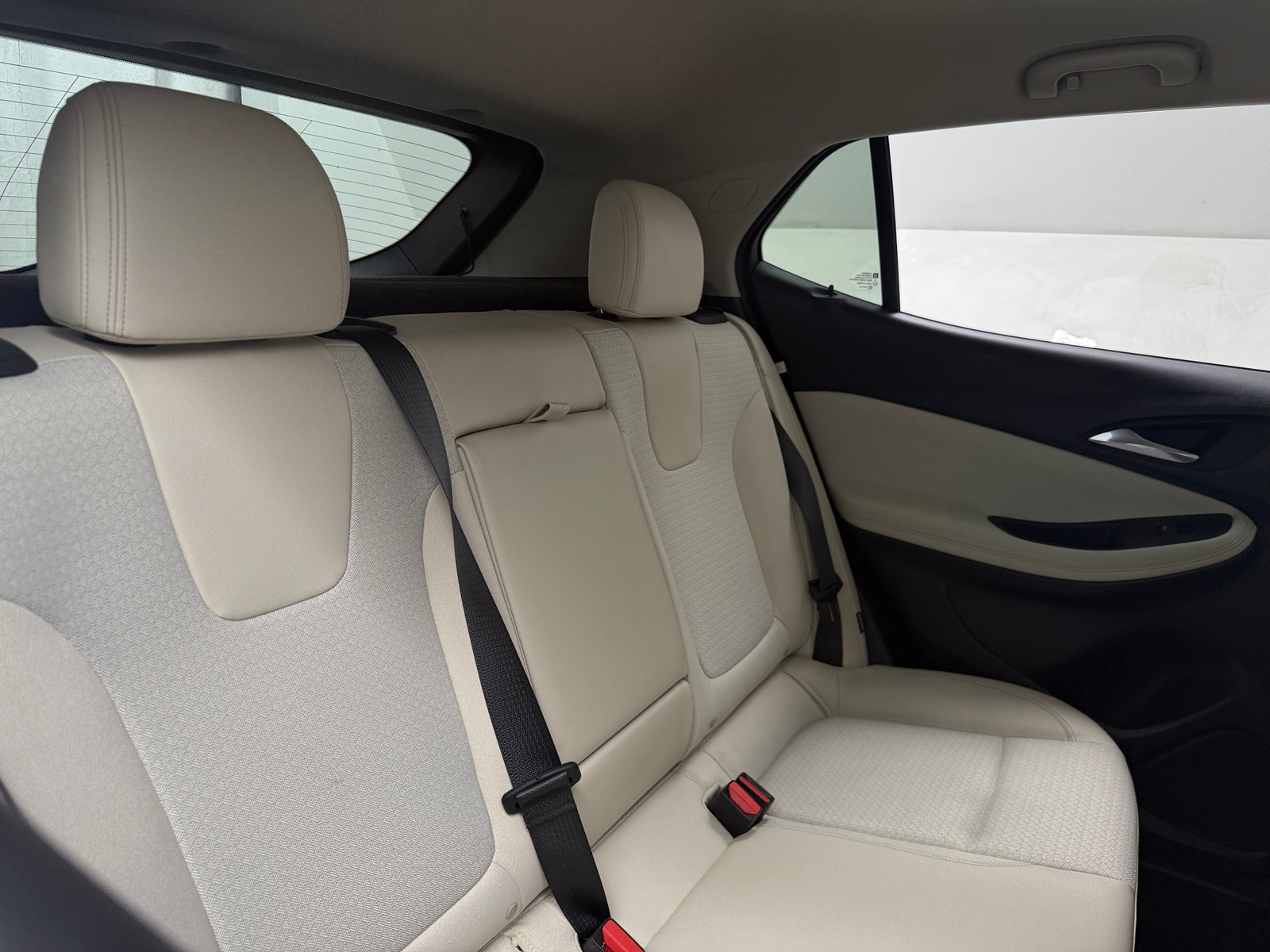 Thumbnail: 2022 Buick Encore GX - 5