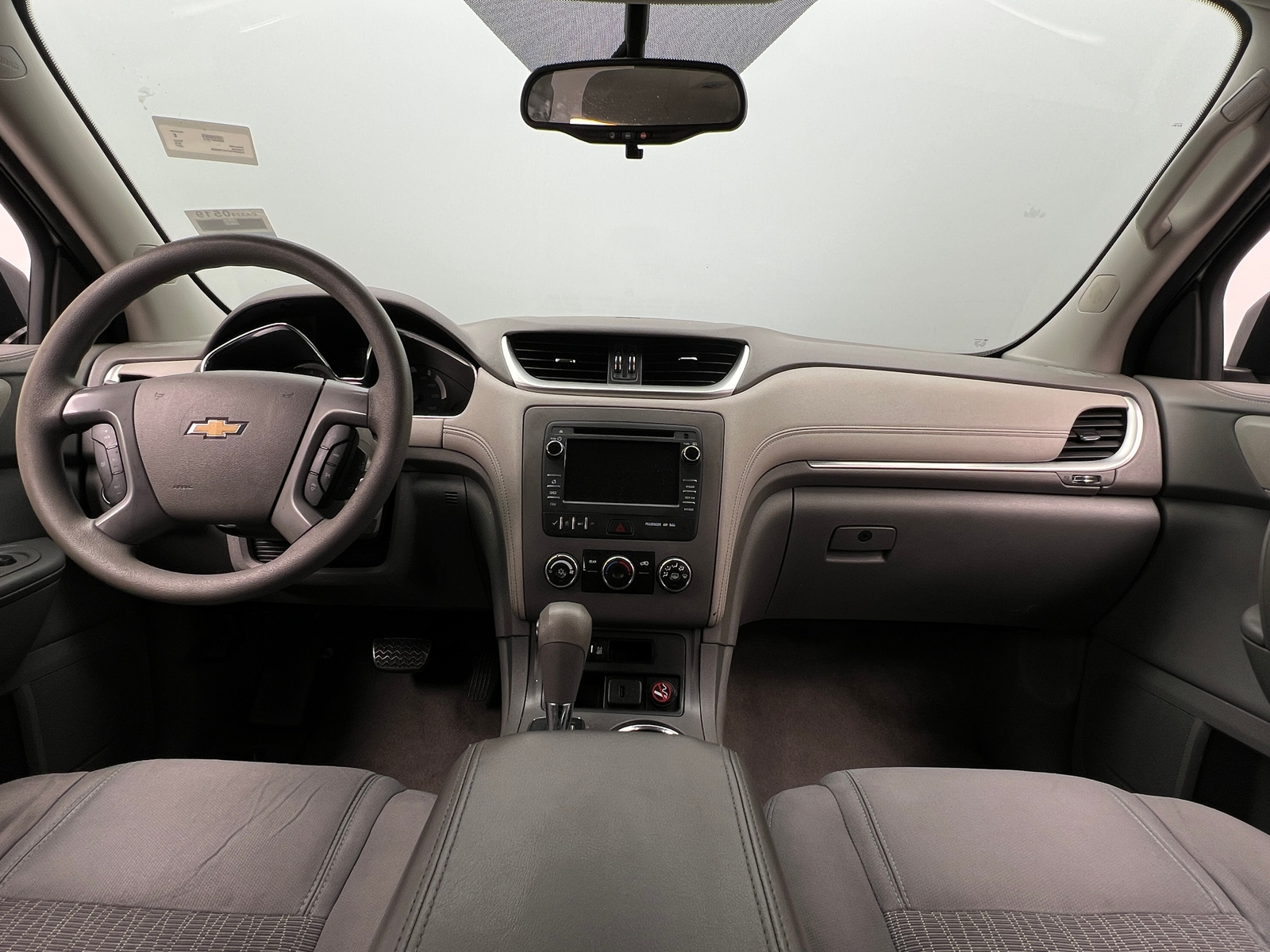 Thumbnail: 2017 Chevrolet Traverse - 3