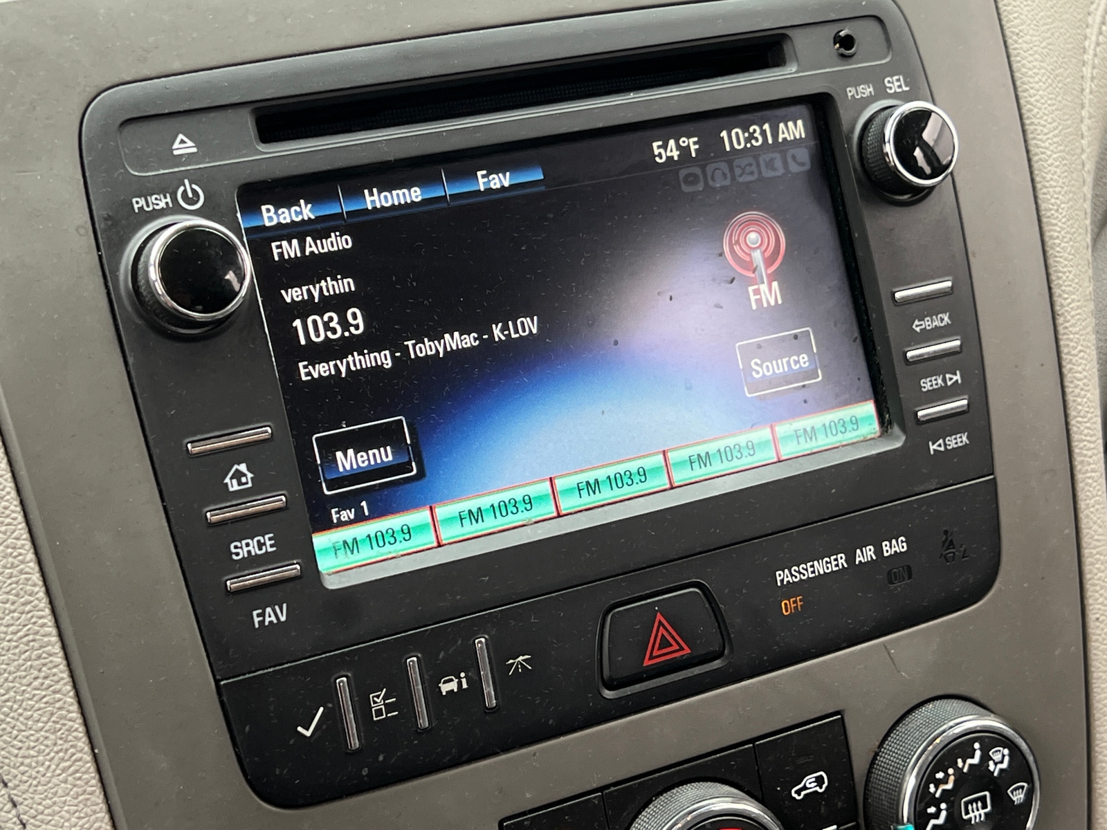 Thumbnail: 2017 Chevrolet Traverse - 4