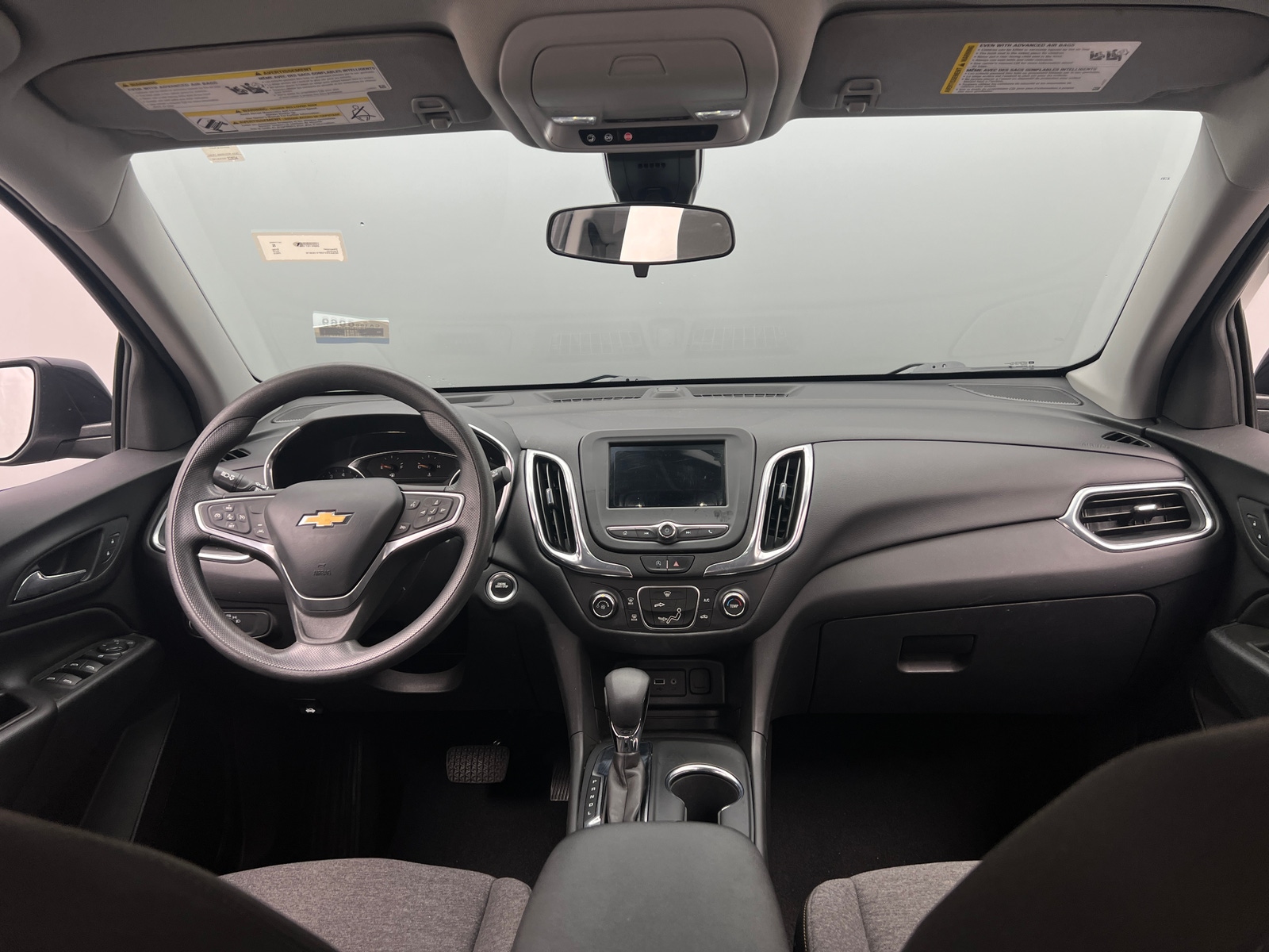 Thumbnail: 2023 Chevrolet Equinox - 3