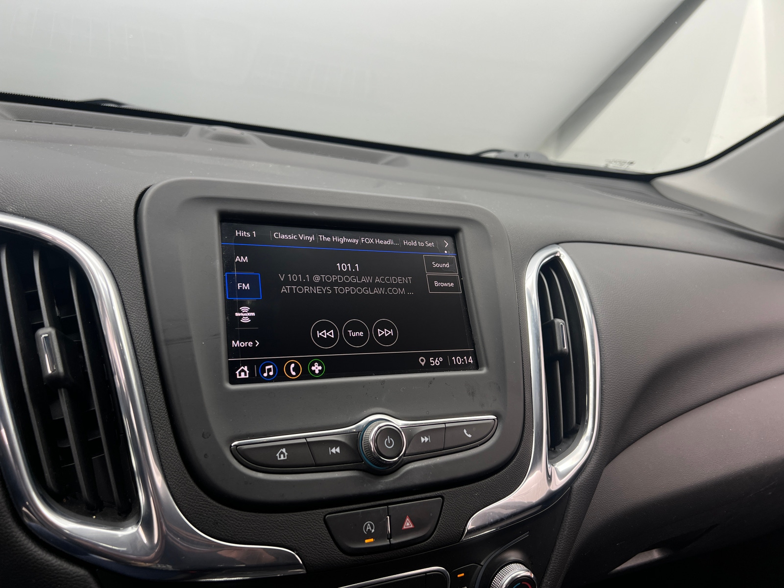 Thumbnail: 2023 Chevrolet Equinox - 4