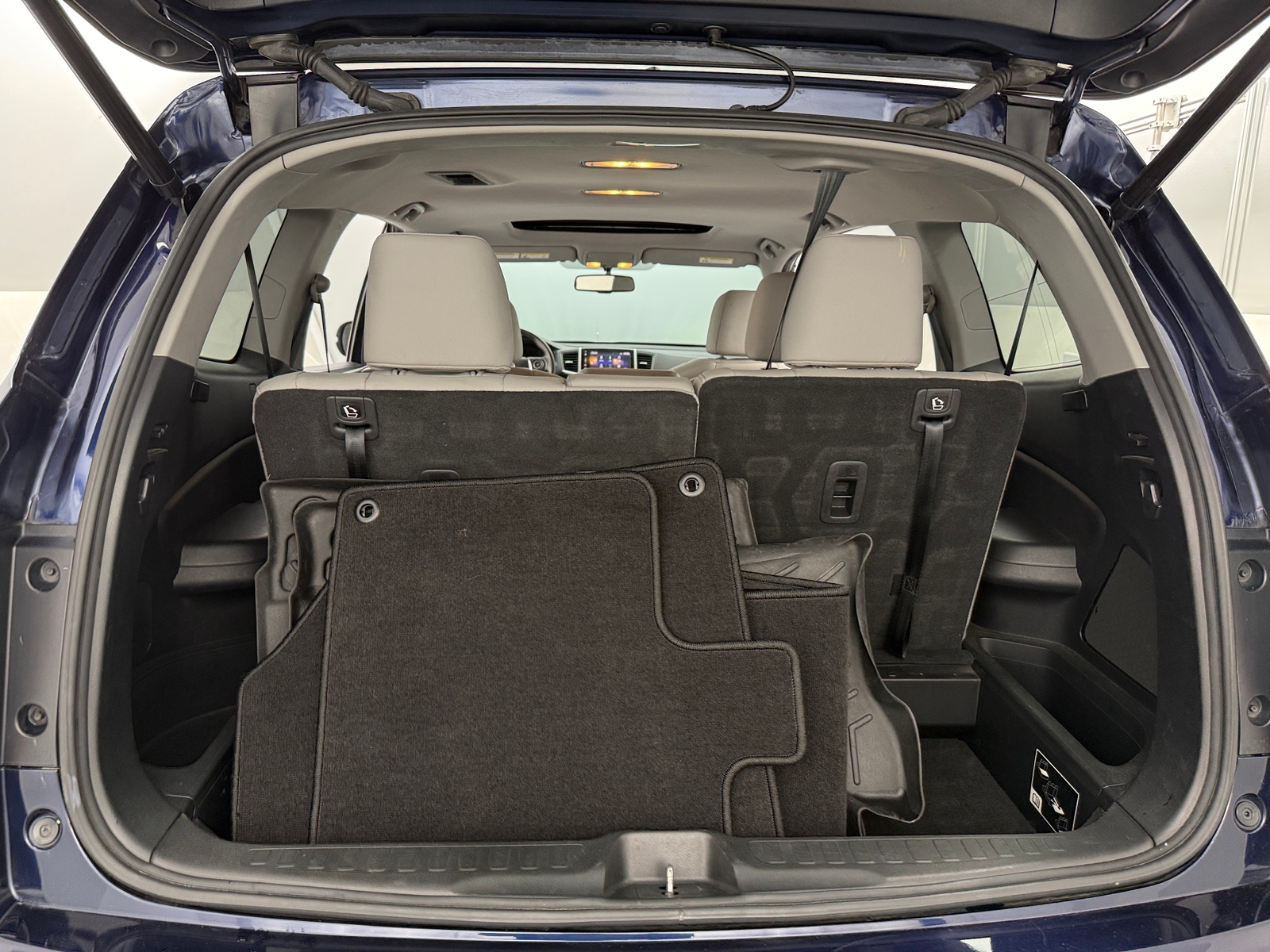 Thumbnail: 2017 Honda Pilot - 6
