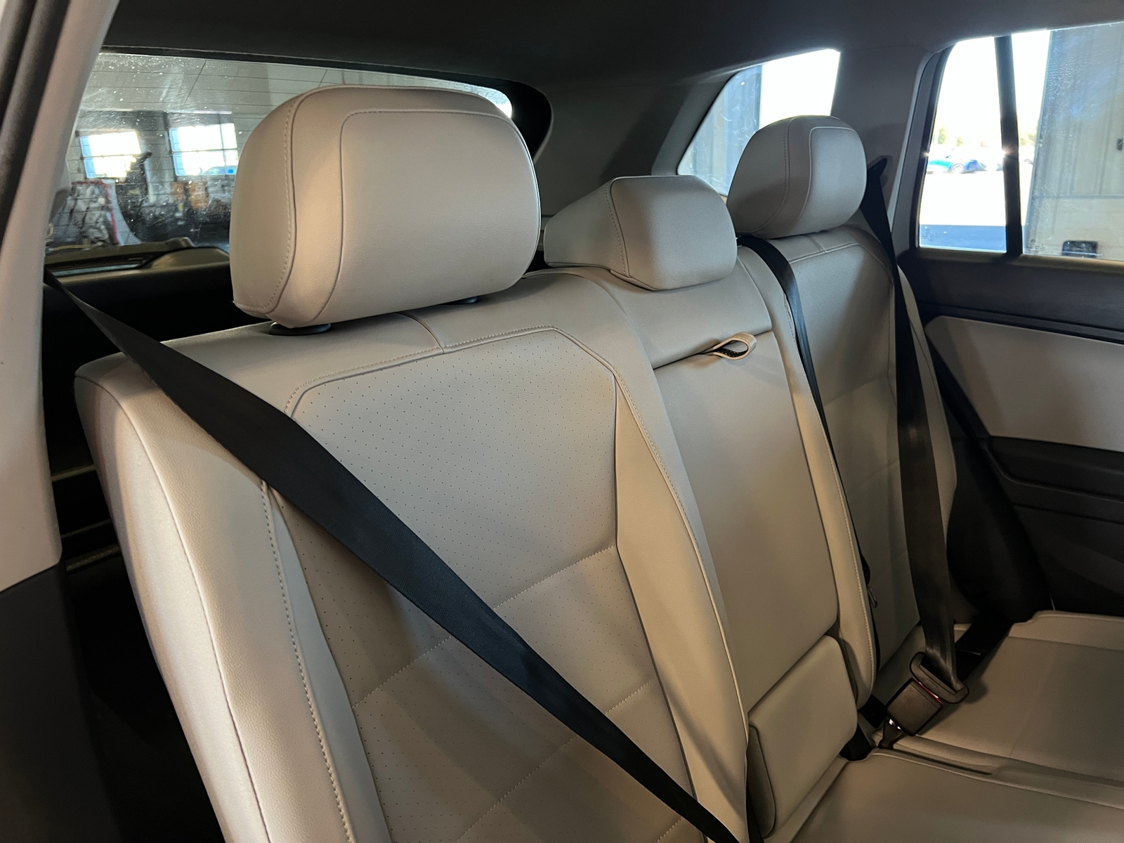 Thumbnail: 2018 Volkswagen Tiguan - 5