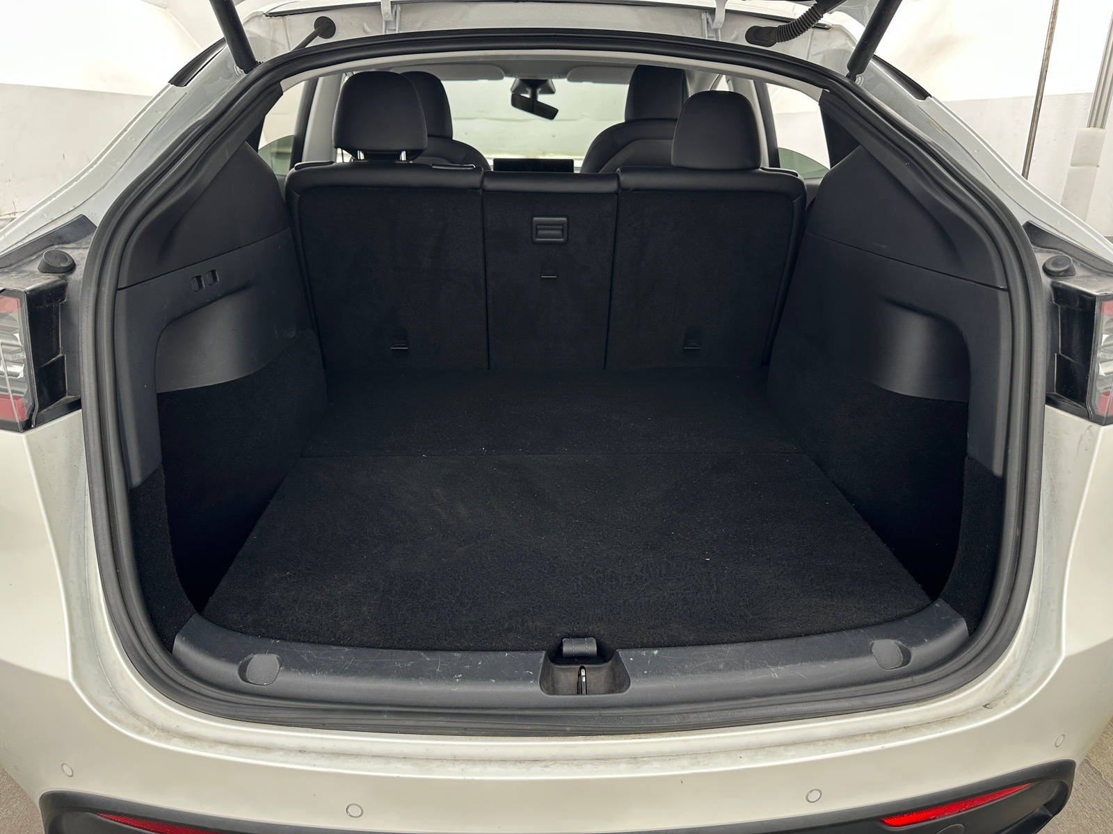 Thumbnail: 2020 Tesla Model Y - 6