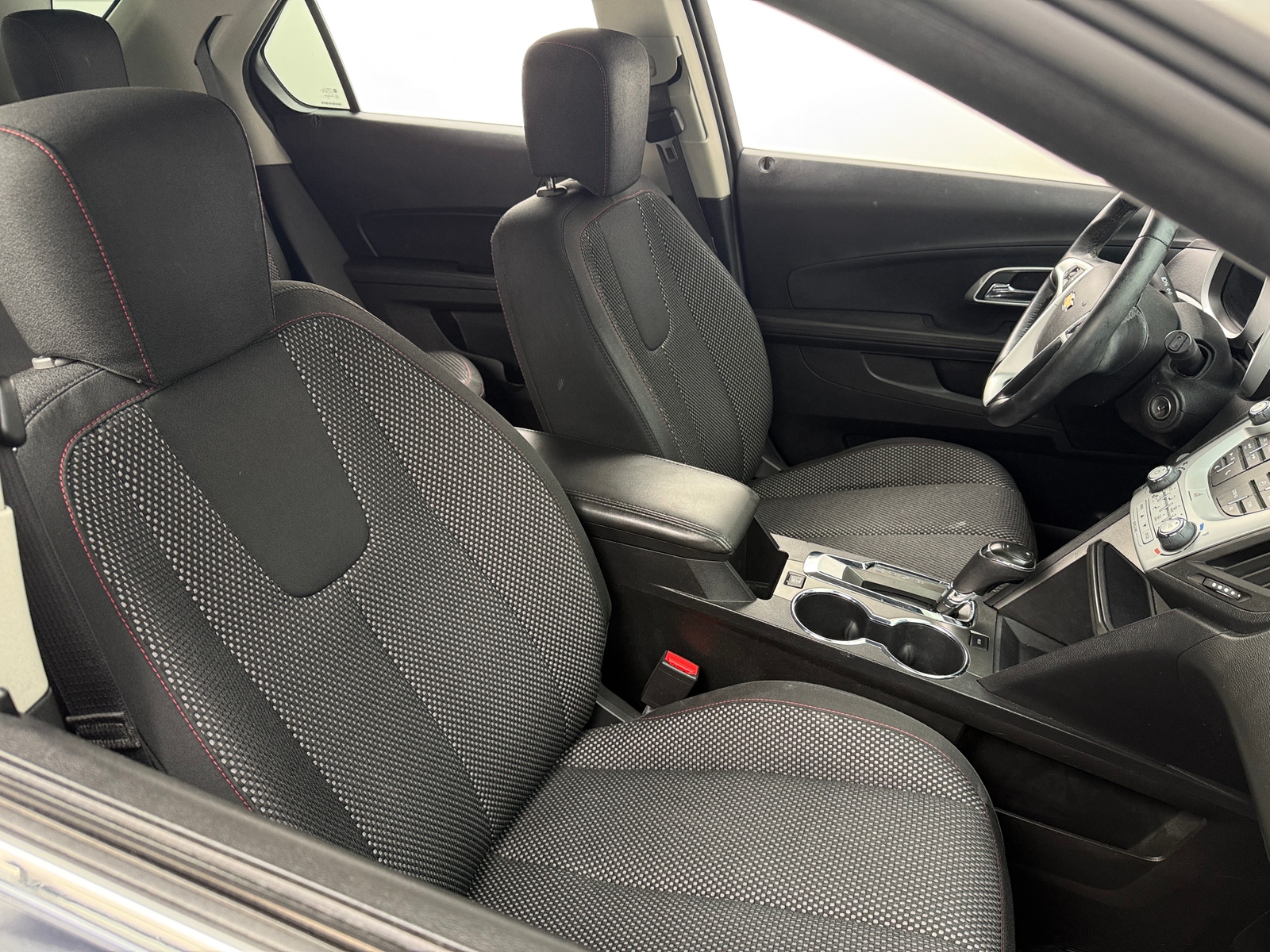 Thumbnail: 2017 Chevrolet Equinox - 2