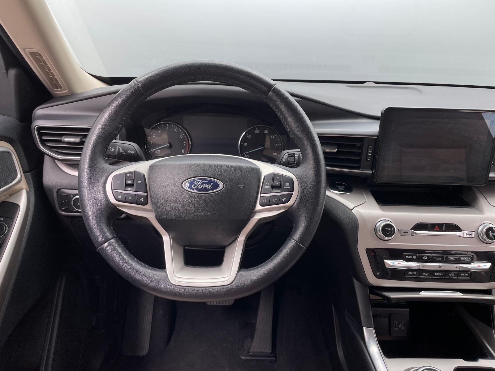Thumbnail: 2023 Ford Explorer - 4