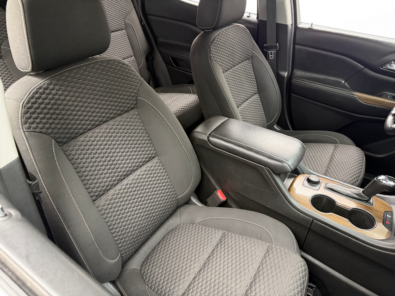 Thumbnail: 2017 GMC Acadia - 2