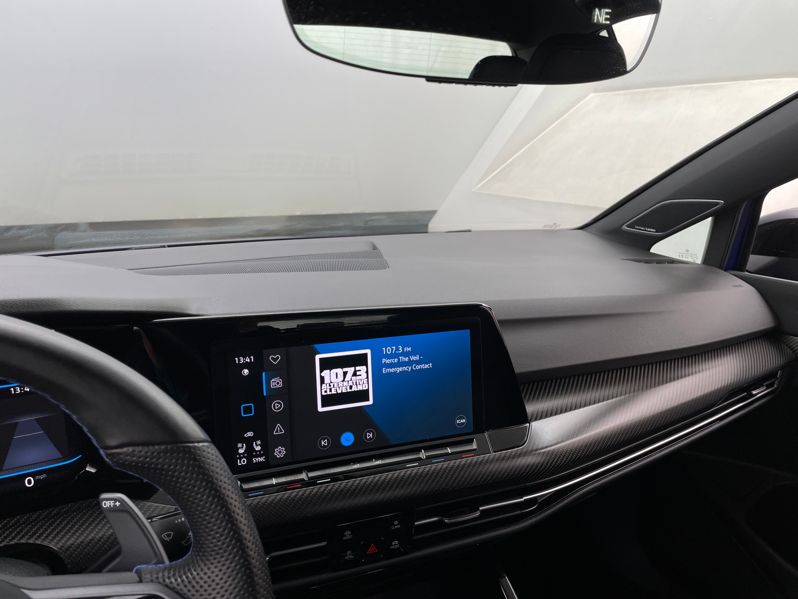 Thumbnail: 2023 Volkswagen Golf - 3