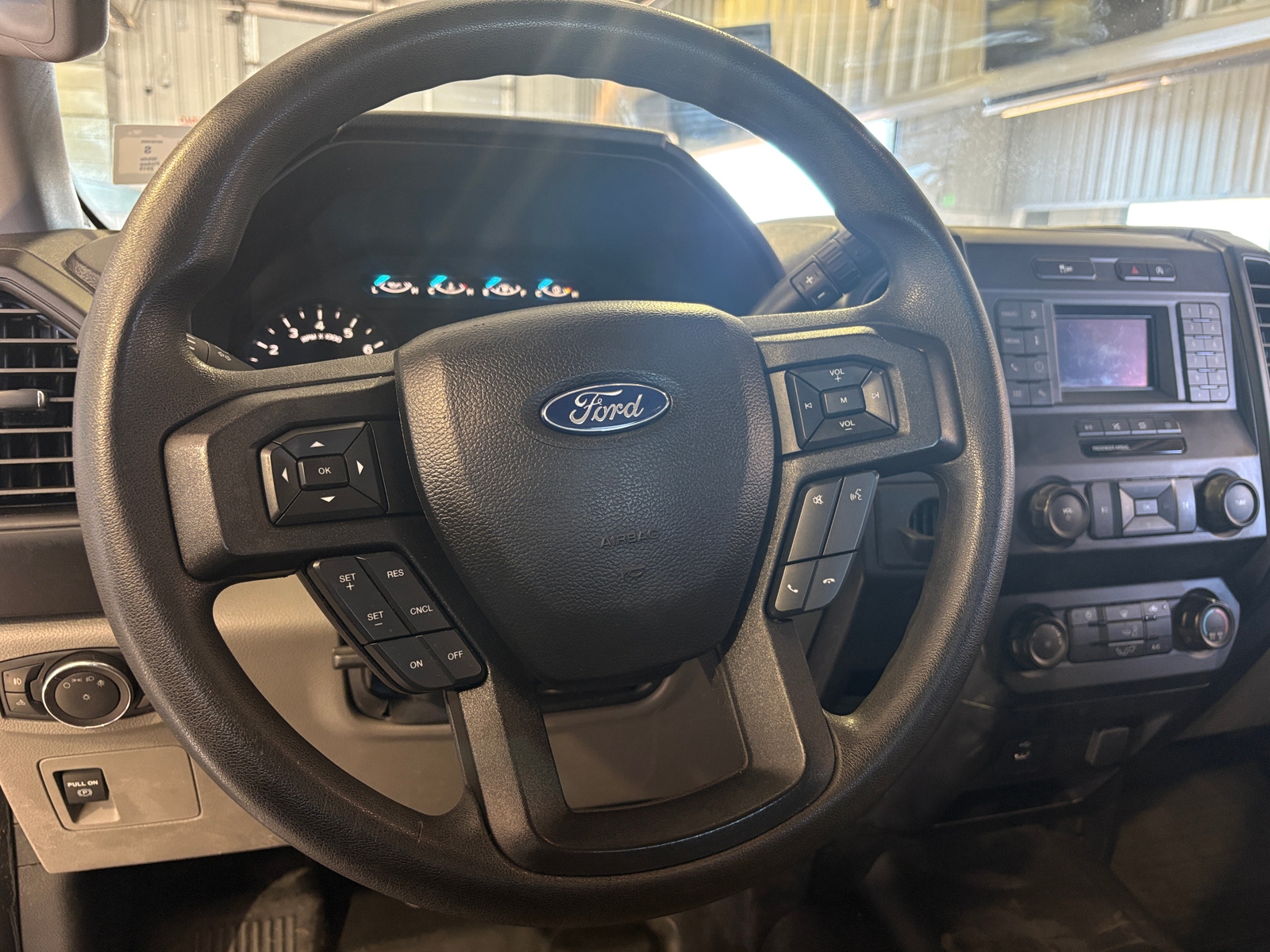 Thumbnail: 2019 Ford Econoline - 5