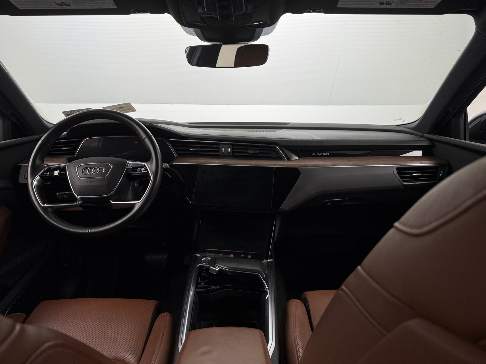 Thumbnail: 2019 Audi e-tron - 2