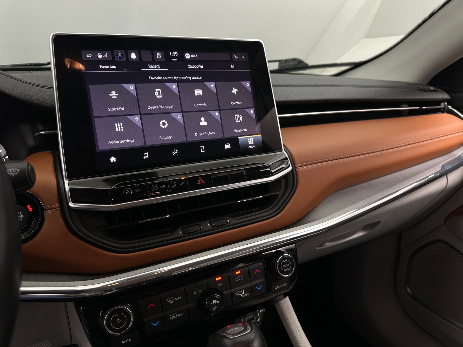 Thumbnail: 2022 Jeep Compass - 3