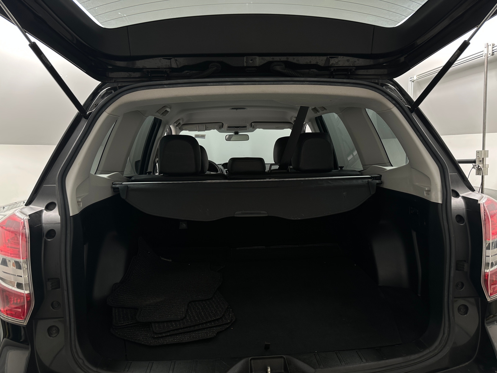 Thumbnail: 2016 Subaru Forester - 7