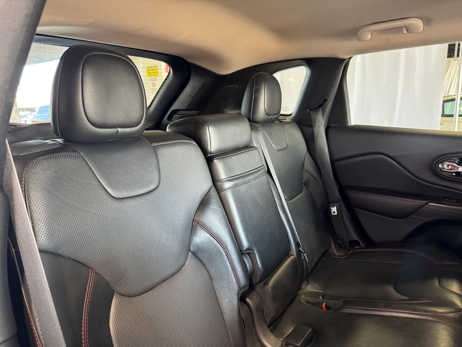 Thumbnail: 2015 Jeep Cherokee - 5