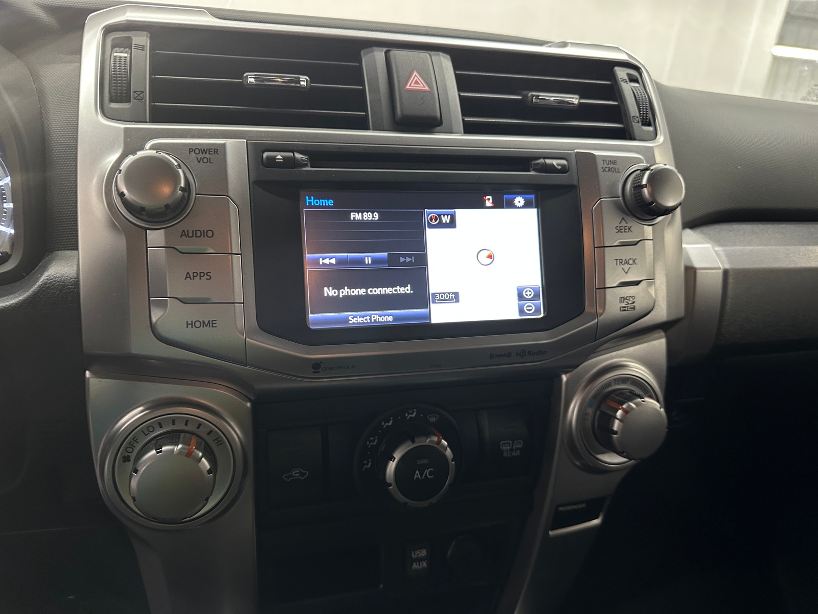 Thumbnail: 2018 Toyota 4Runner - 4