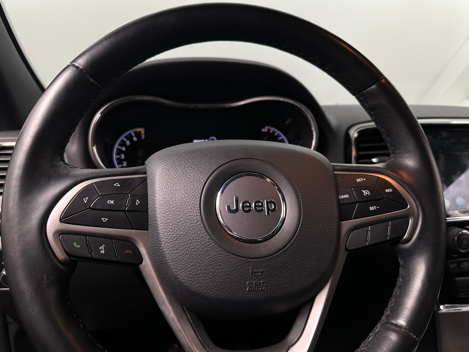 Thumbnail: 2020 Jeep Grand Cherokee - 5