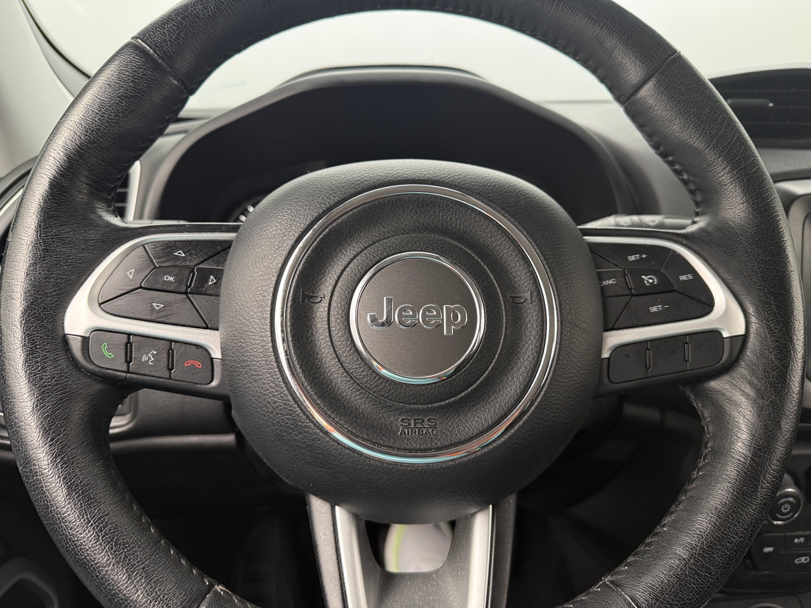 Thumbnail: 2021 Jeep Renegade - 5