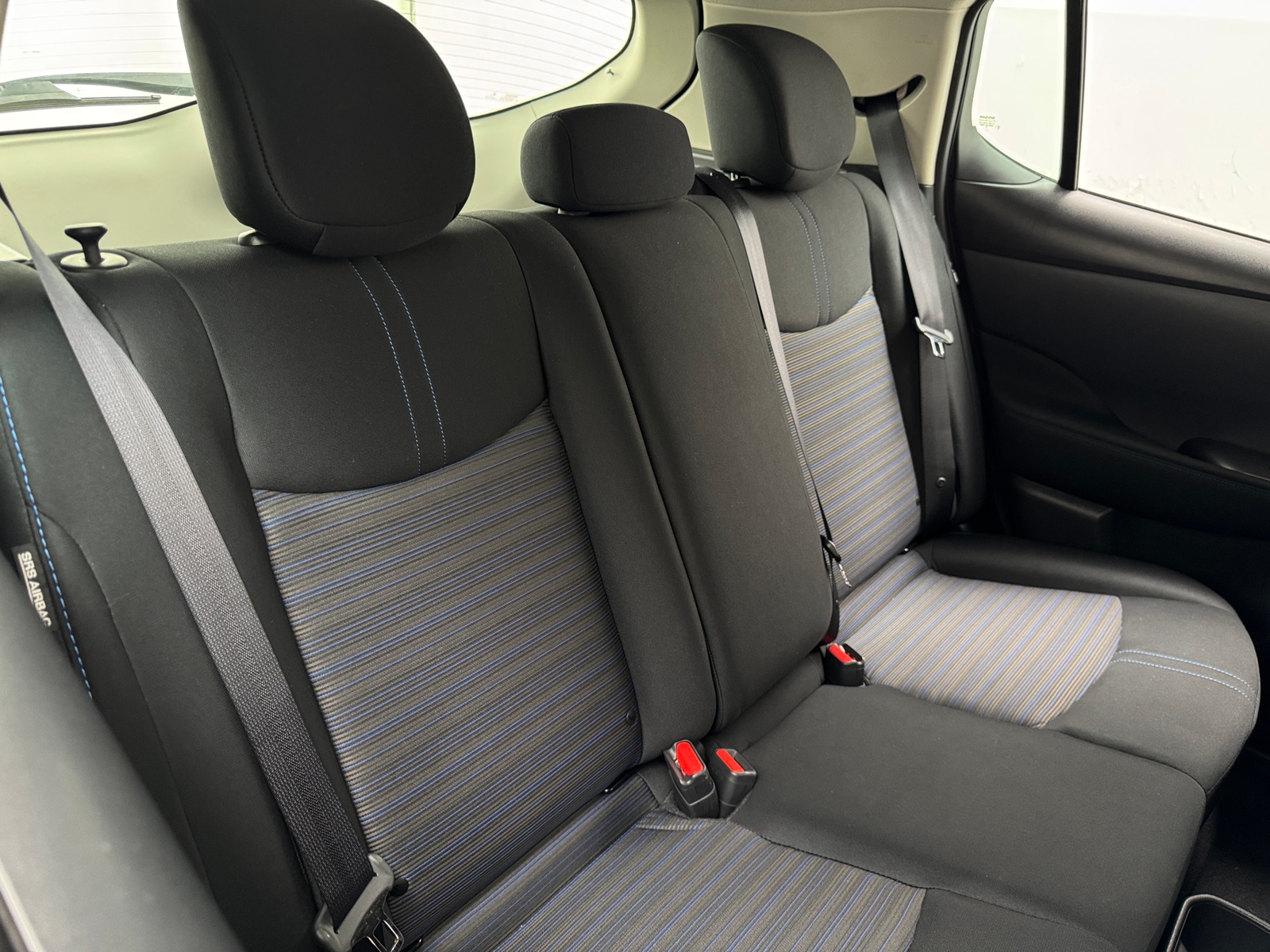 Thumbnail: 2023 Nissan Leaf - 6