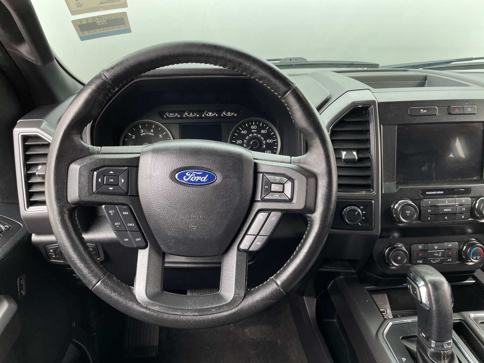 Thumbnail: 2019 Ford Econoline - 5