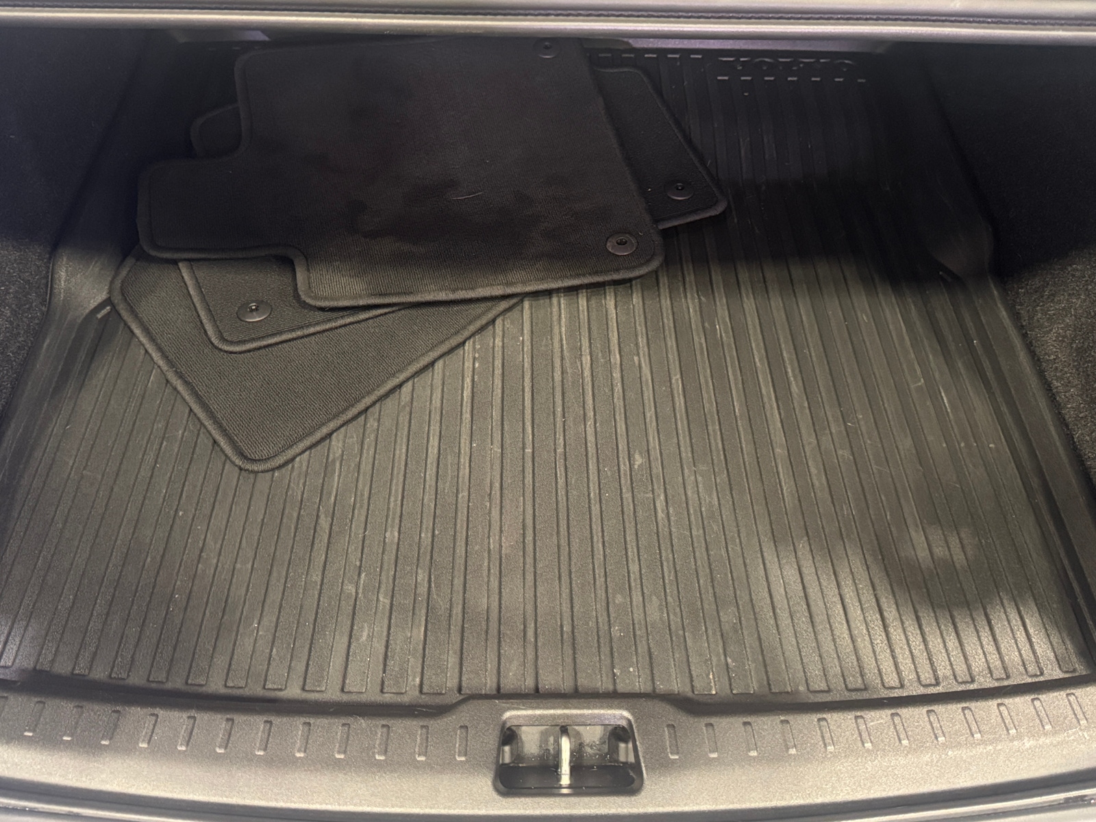 Thumbnail: 2019 Volvo S60 - 6