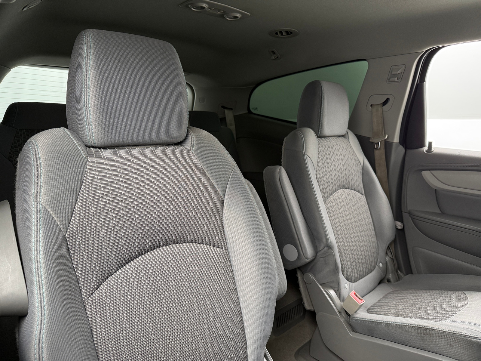 Thumbnail: 2017 Chevrolet Traverse - 6