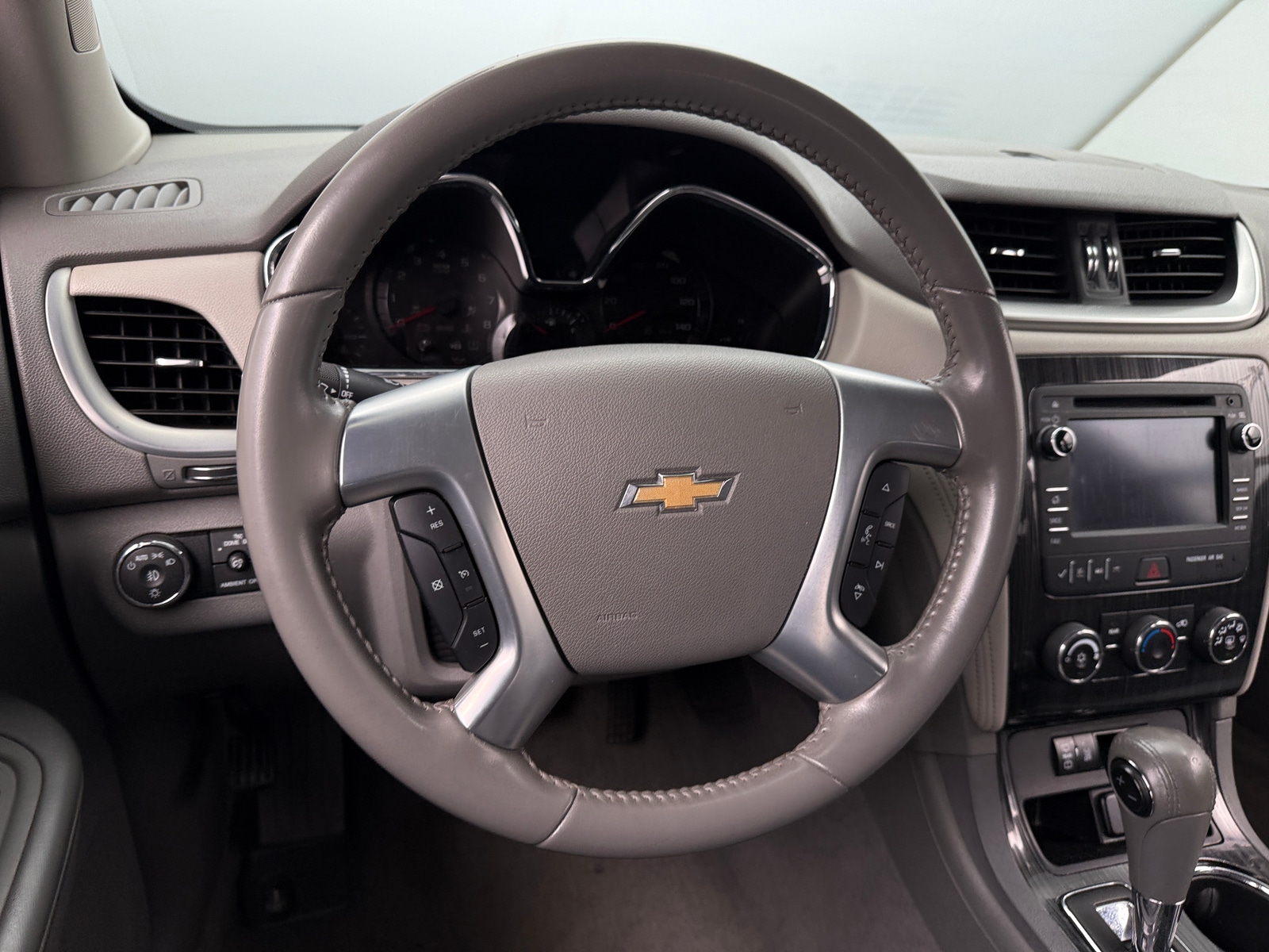 Thumbnail: 2017 Chevrolet Traverse - 5