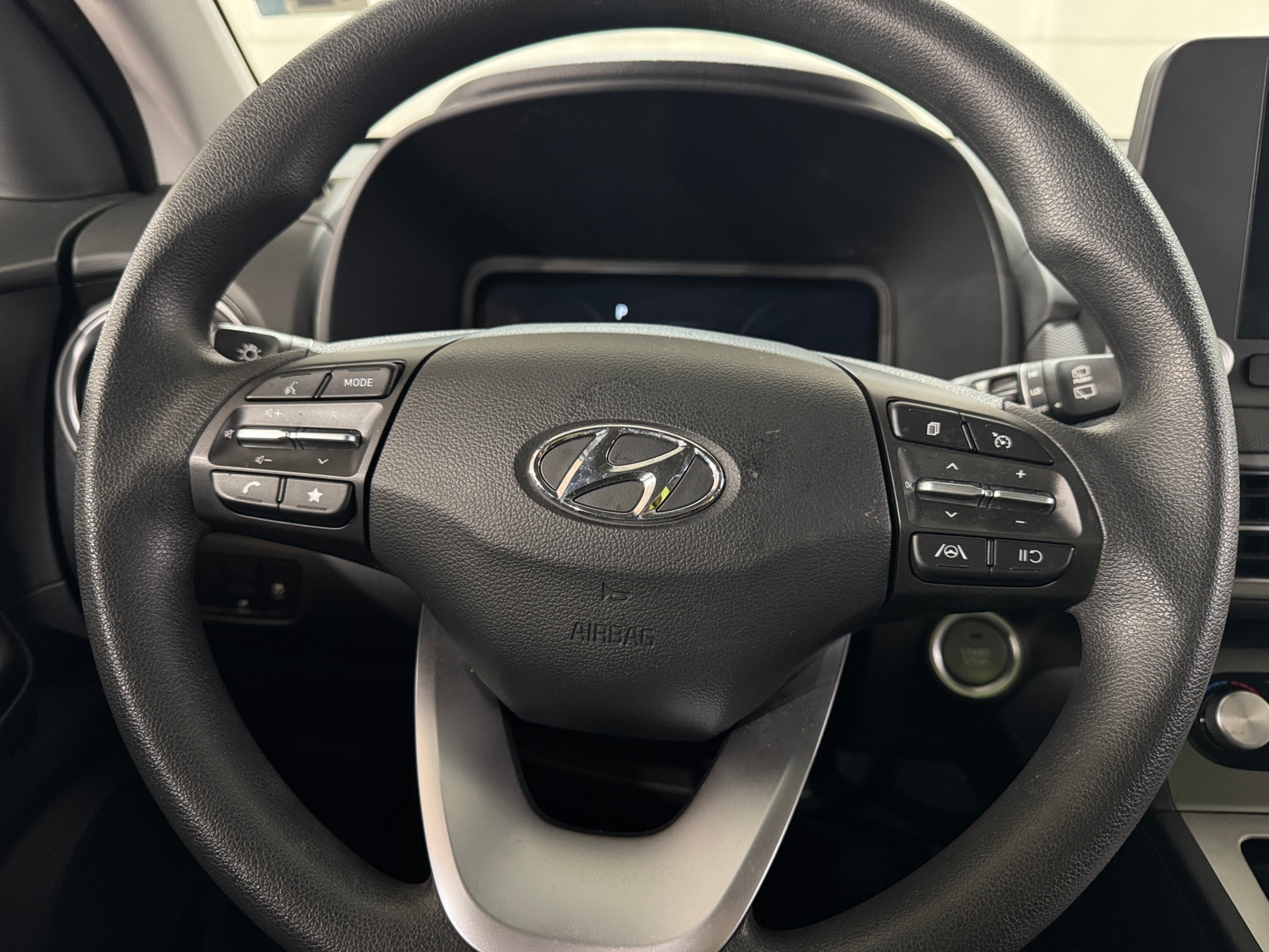 Thumbnail: 2023 Hyundai Kona - 5