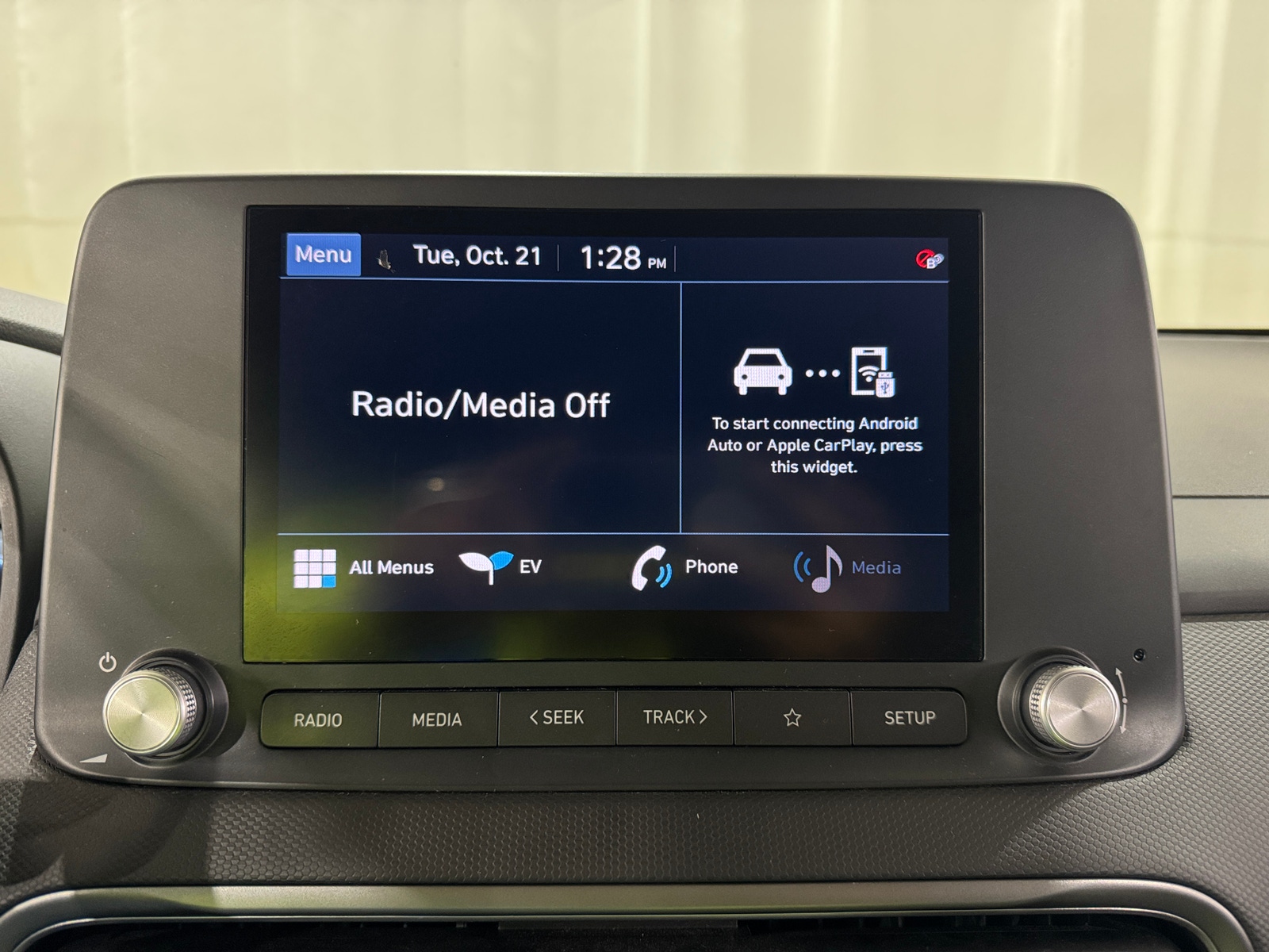 Thumbnail: 2023 Hyundai Kona - 4
