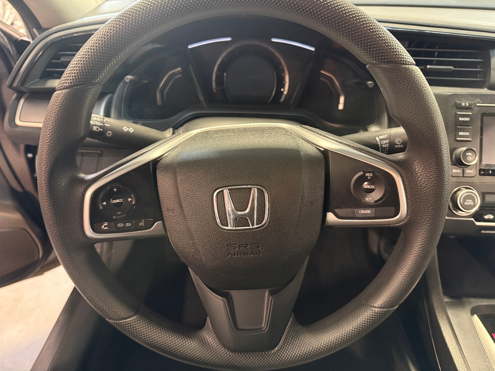 Thumbnail: 2017 Honda Civic - 5