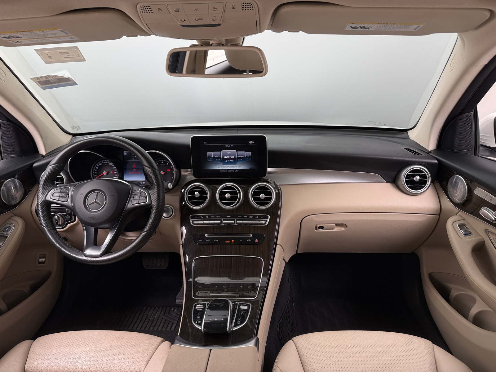 Thumbnail: 2017 Mercedes-Benz GLC - 2