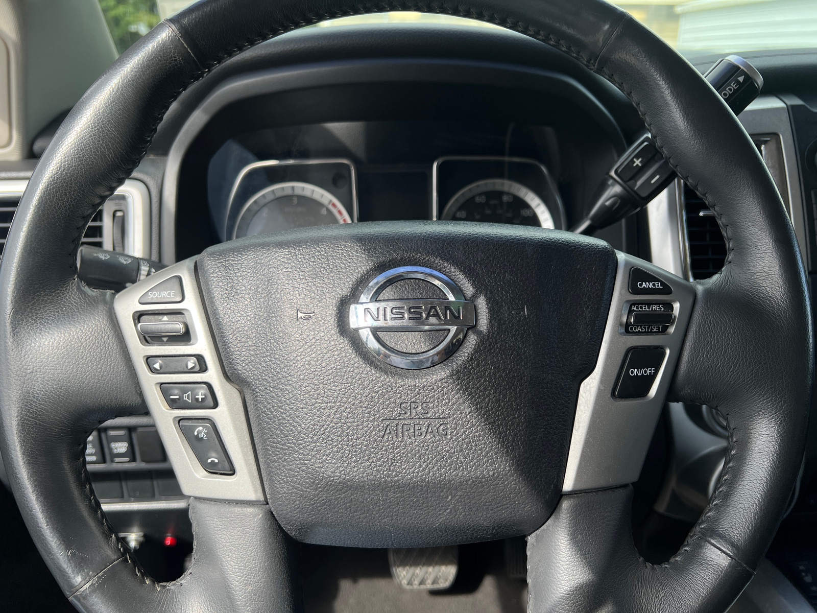 Thumbnail: 2017 Nissan Titan - 5